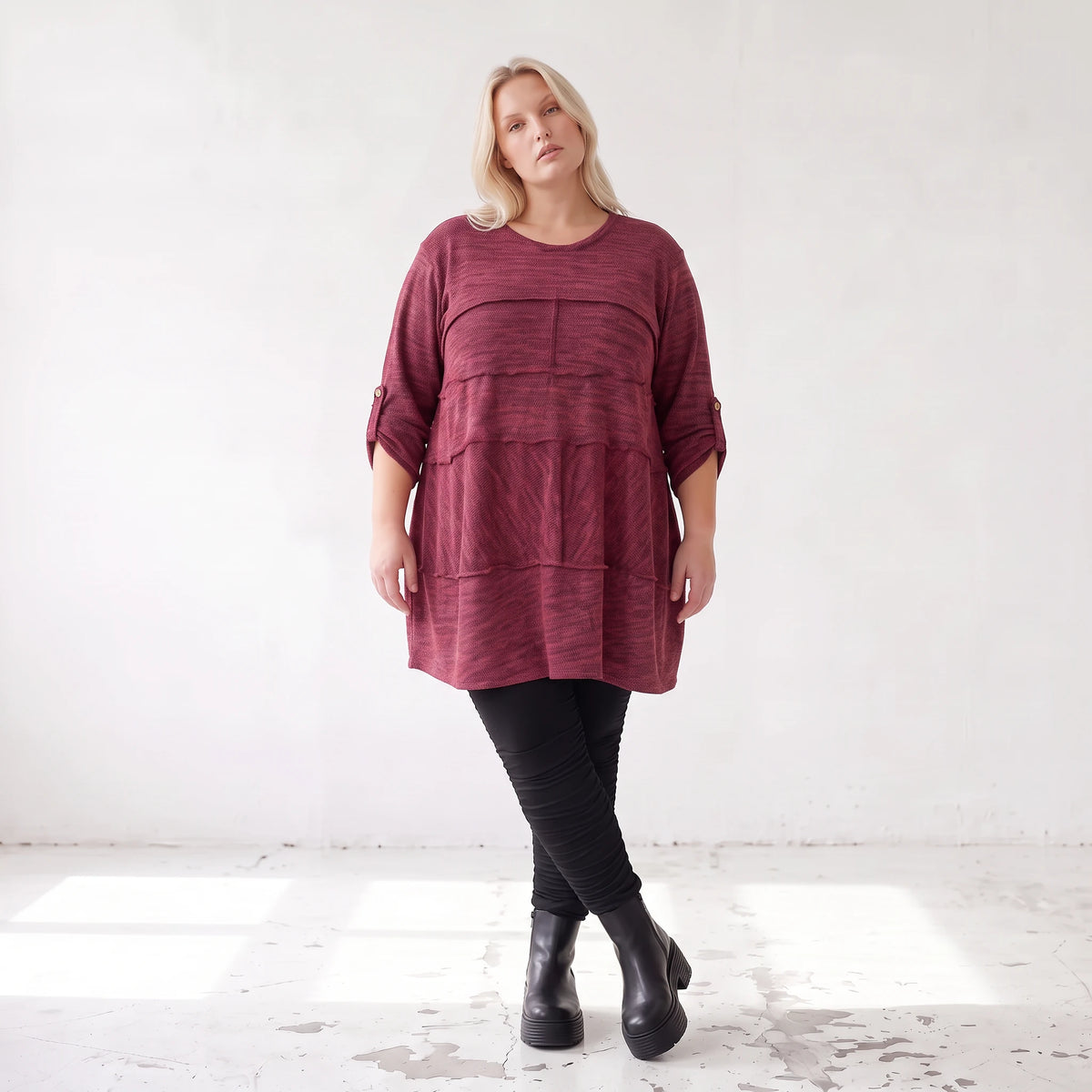 Bordeaux Strickshirt in A-Linie mit Stretch und Faltennaht Musterung weich winterlich