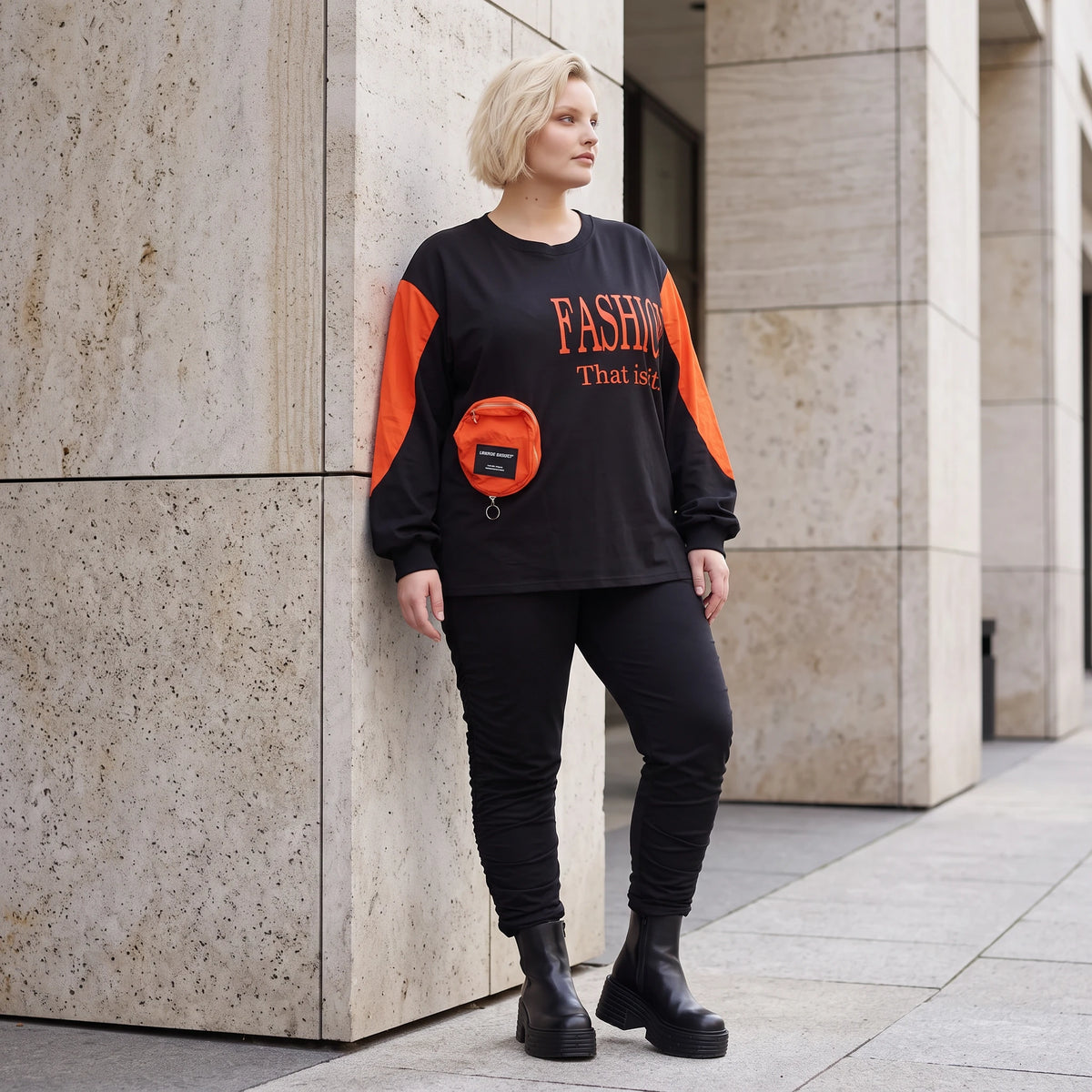 Unifarbenes Langarmshirt aus Jersey mit Reißverschlusstasche und gerader Passform