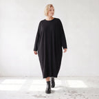 Jerseykleid in Ballonform mit V-Ausschnitt aus Stretchjersey und elastischem Saum