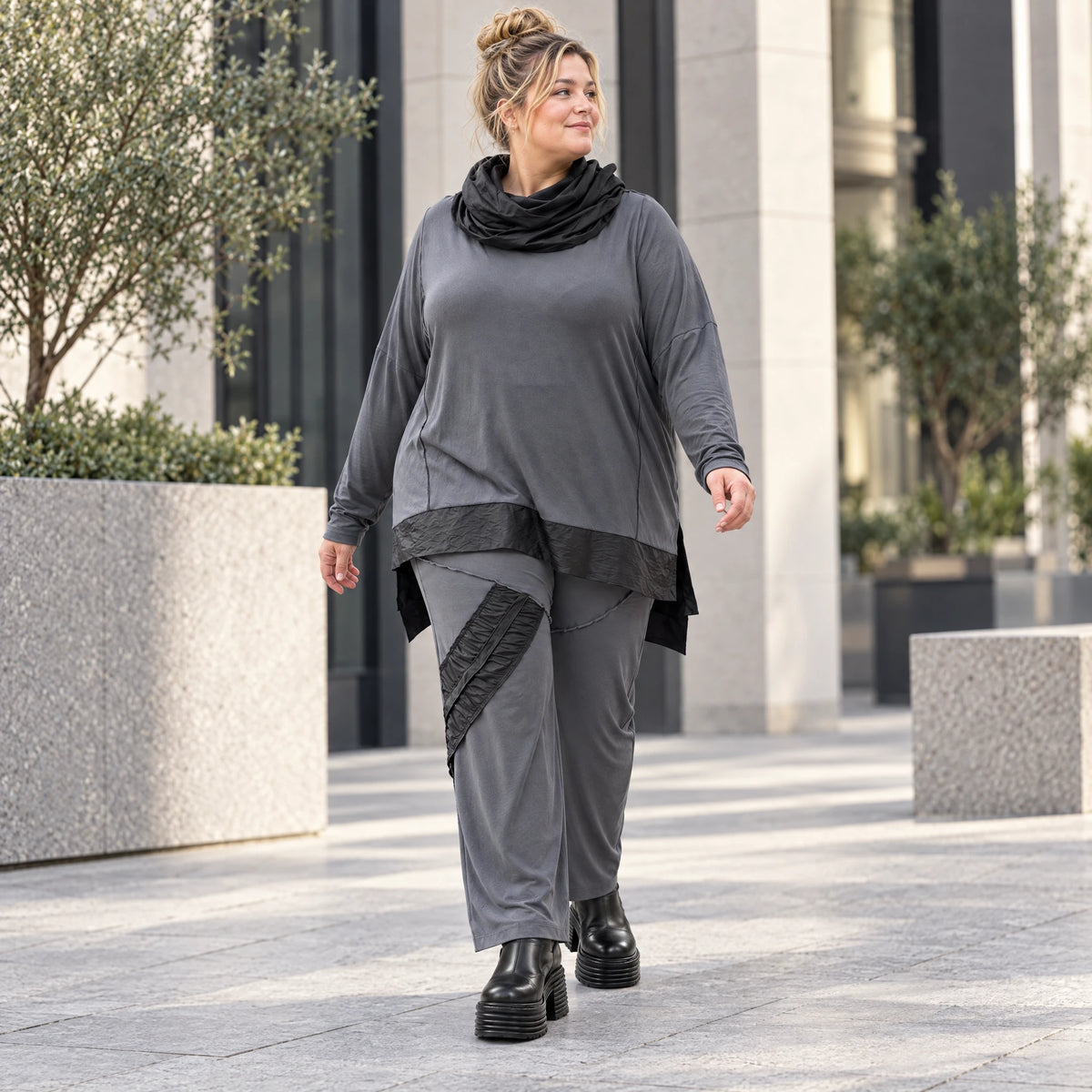 Jerseyhose mit elastischem Bund aus weichem Stretchstoff im geraden Komfortschnitt