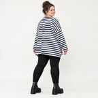 Langarmshirt in Dunkelblau/Weiß aus weichem Stretchjersey in A-Linie mit Seitenschlitzen