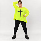 Langarmshirt in Neongelb aus weichem Baumwolljersey mit Rundhalsausschnitt und A-Linie