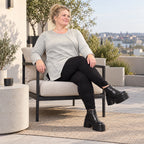 Langarmshirt in Grau/Schwarz aus flauschigem Feinstrick mit A-Linie und Rundhalsausschnitt