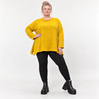 Flauschiges Feinstrickshirt in leuchtendem Gelb mit Stretchanteil und fließender A-Linie