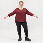 Langarmshirt aus kuscheligem Feinstrick mit Rundhalsausschnitt im Zebralook Rot/Schwarz