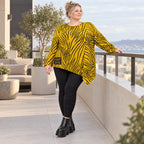 Feinstrickshirt in Gelb/Schwarz mit asymmetrischem Zipfelsaum und flauschigem Garn