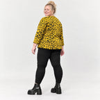 Flauschiges Feinstrickshirt in Gelb/Schwarz mit aufgesetzten Taschen für kalte Wintertage