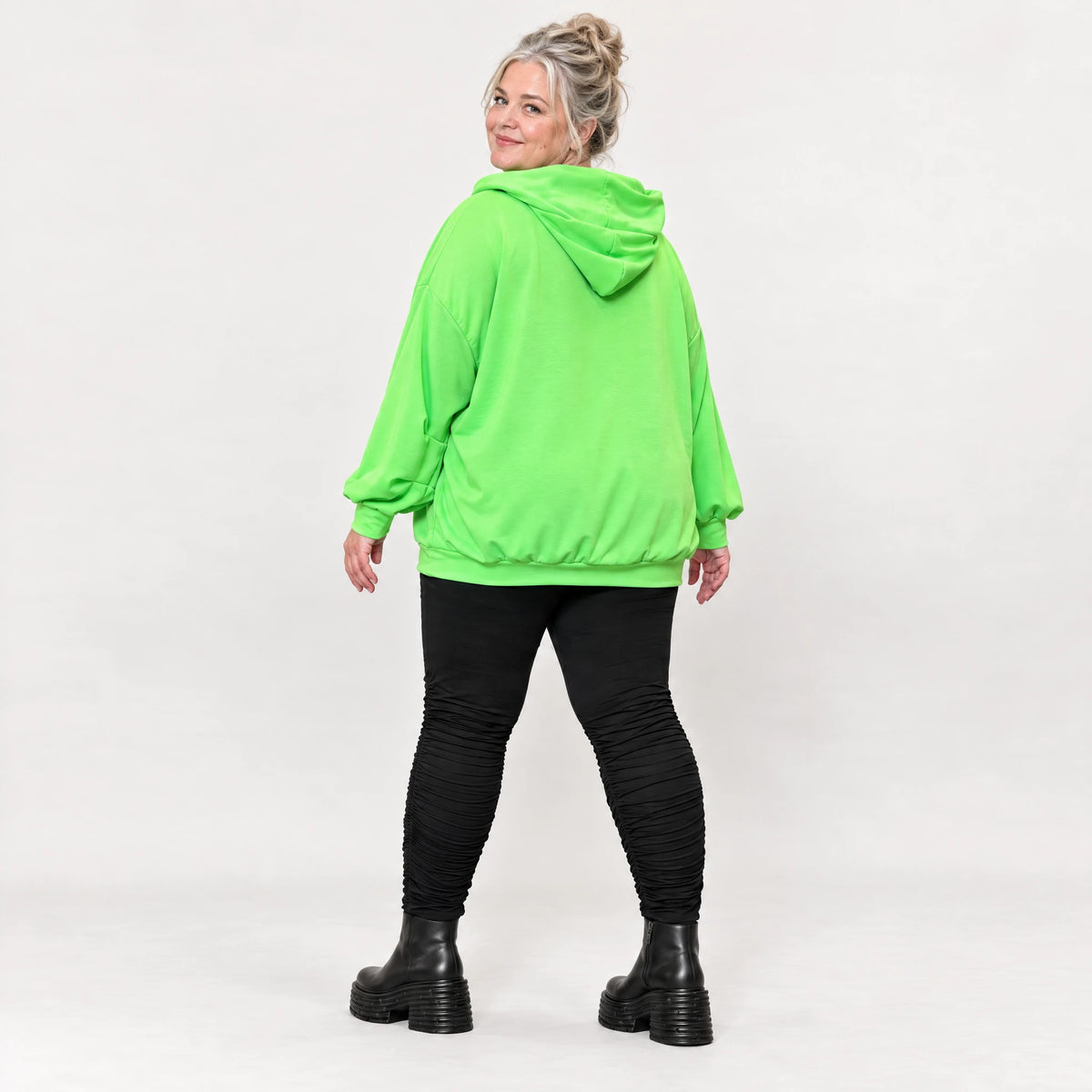Grüner Hoody aus weichem Baumwolljersey mit Stretch Kapuze und gerader Schnittform