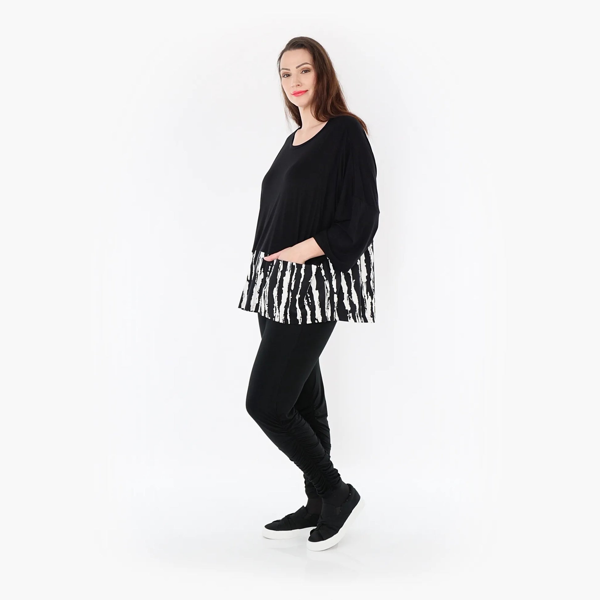  AKH Fashion Bigshirt in kastiger Form, aus Baumwolle, 1418.06888, Schwarz/Weiß, Schick