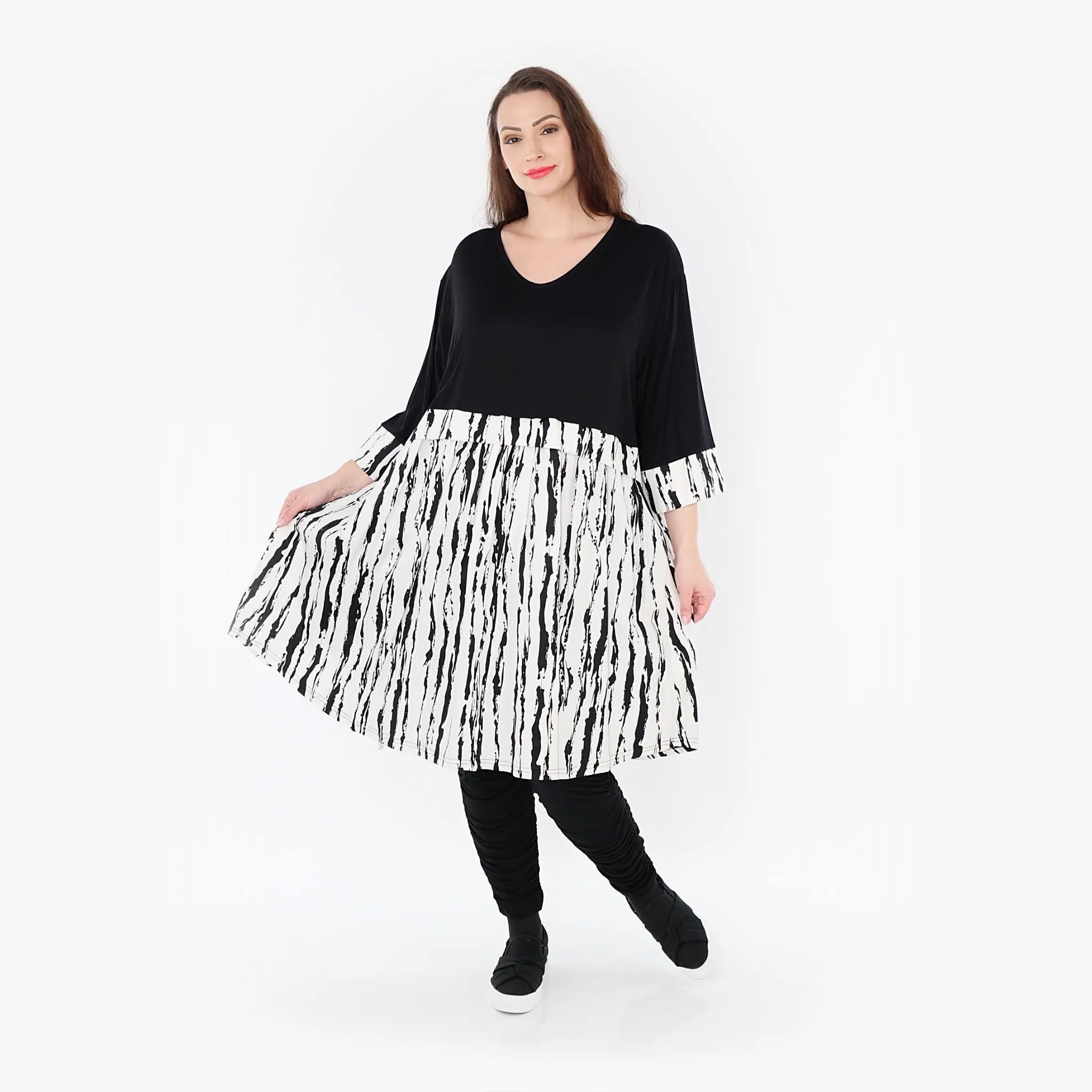  A-Form Shirt von AKH Fashion aus Viskose, 1418.06900, Weiß/Schwarz, Schick, Modern, Bequem