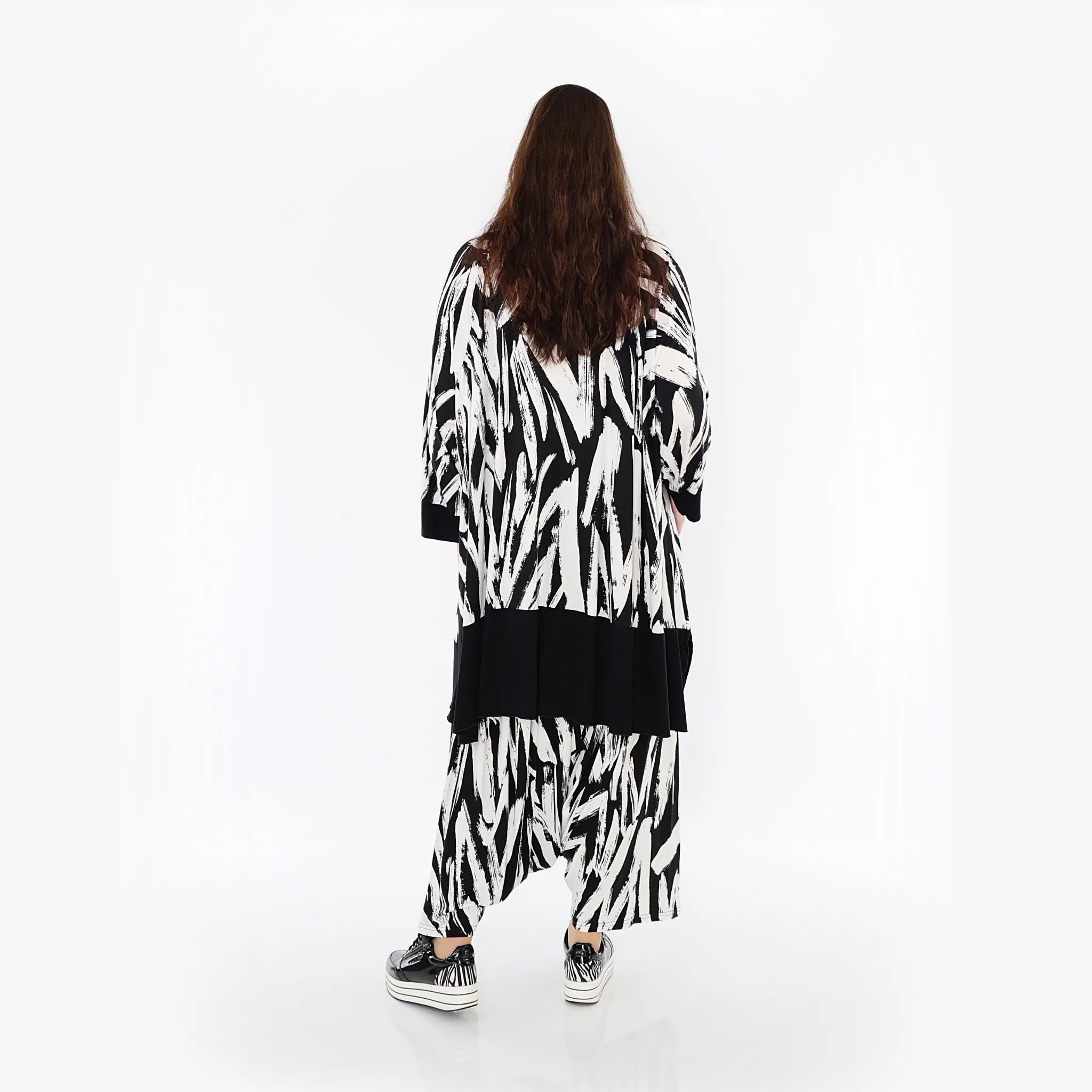  A-Form Bigshirt von AKH Fashion aus Viskose, 1439.07021, Weiß/Schwarz, Schick, Modern, Bequem