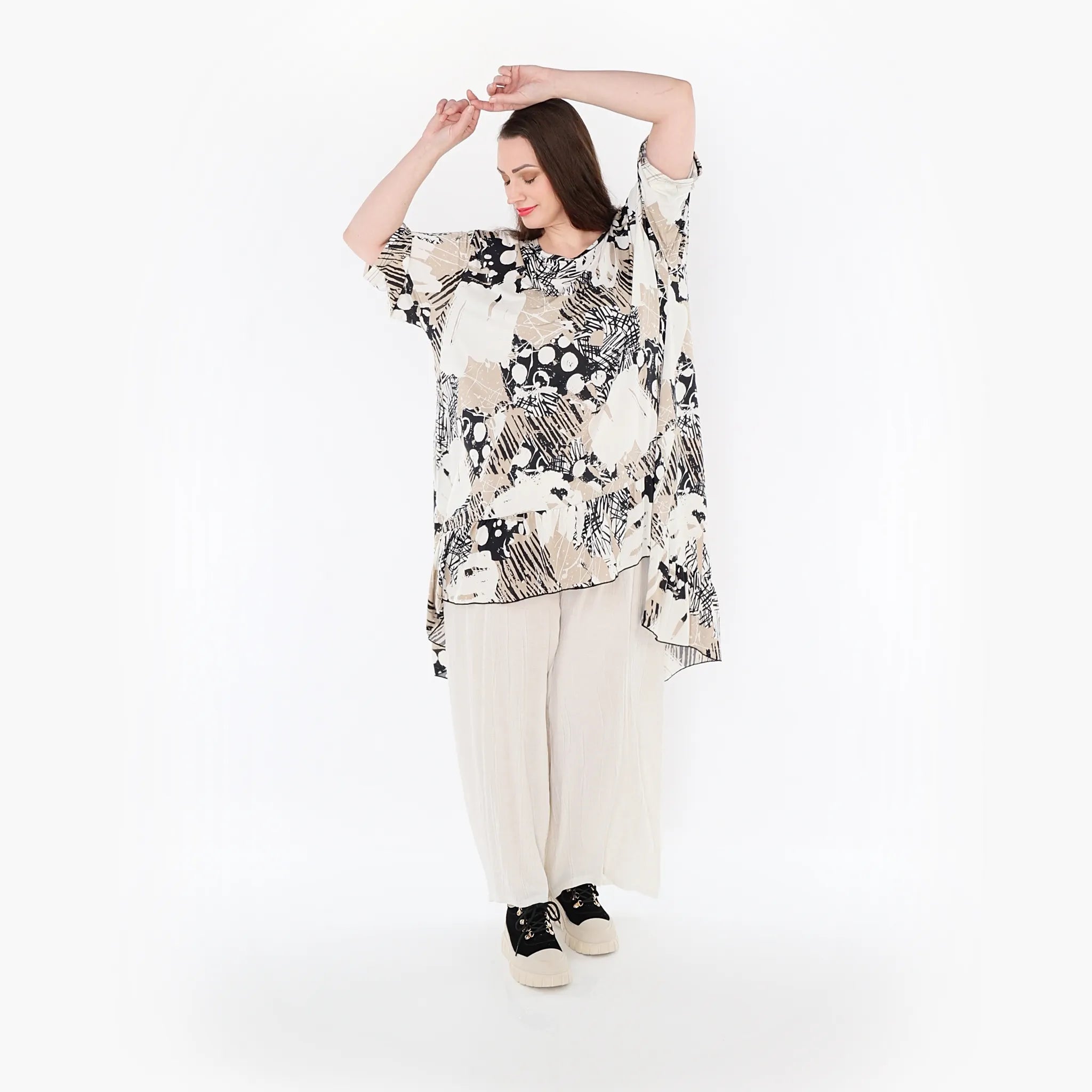  AKH Fashion Bigshirt in Vokuhila-Form, aus Materialmix, 1451.06837, Beige/Weiß/Schwarz