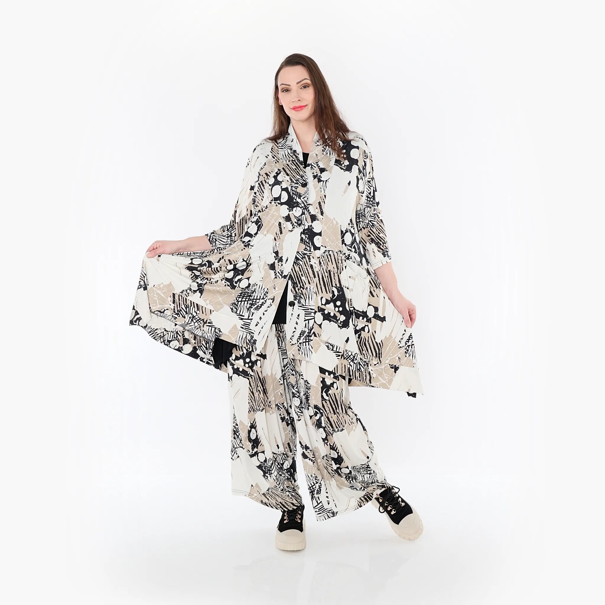  A-Form Jacke von AKH Fashion aus Materialmix, 1451.06970, Beige/Weiß/Schwarz, Punkte