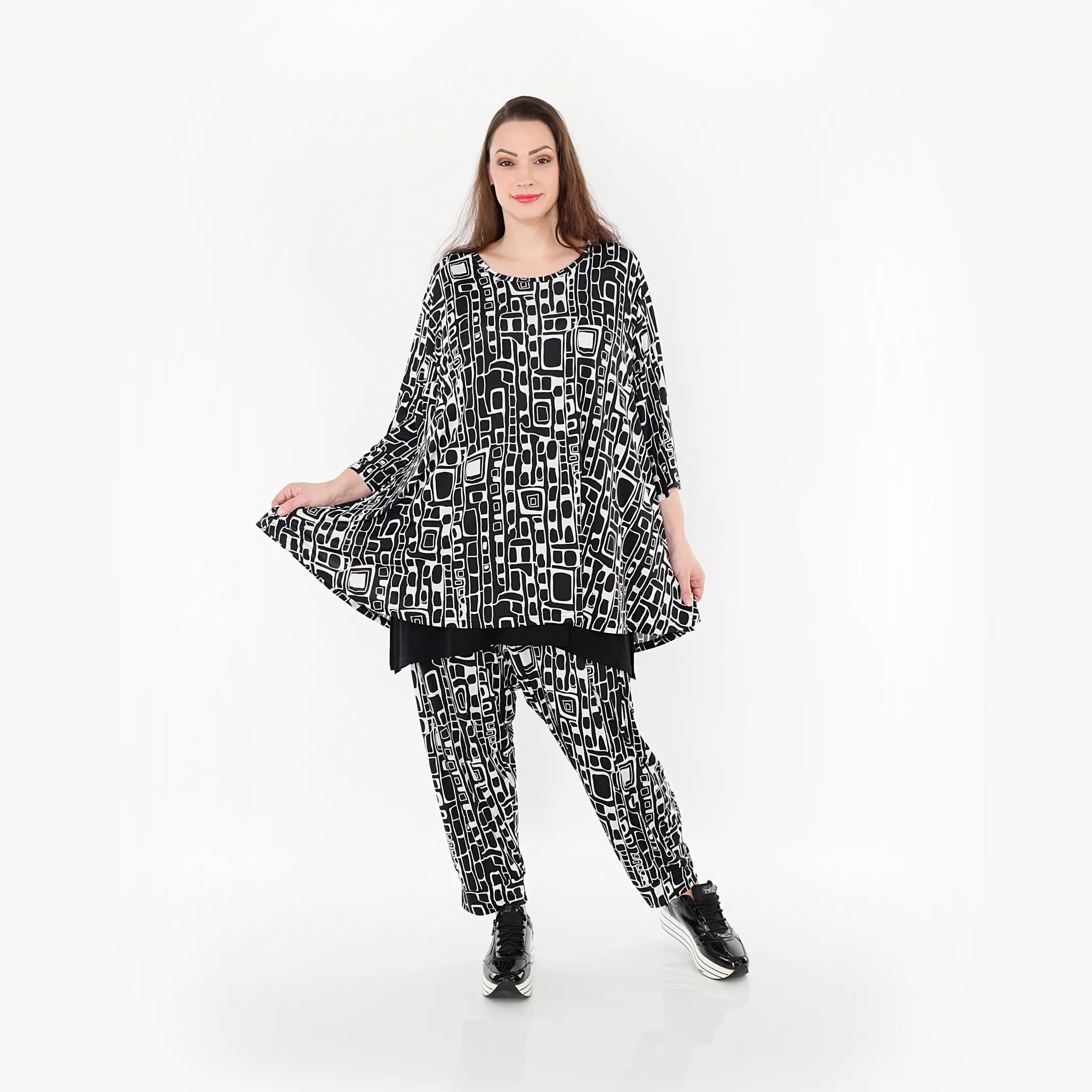  AKH Fashion Bigshirt in Glocken-Form, aus Materialmix, 1452.01892, Schwarz/Weiß, Abstrakt