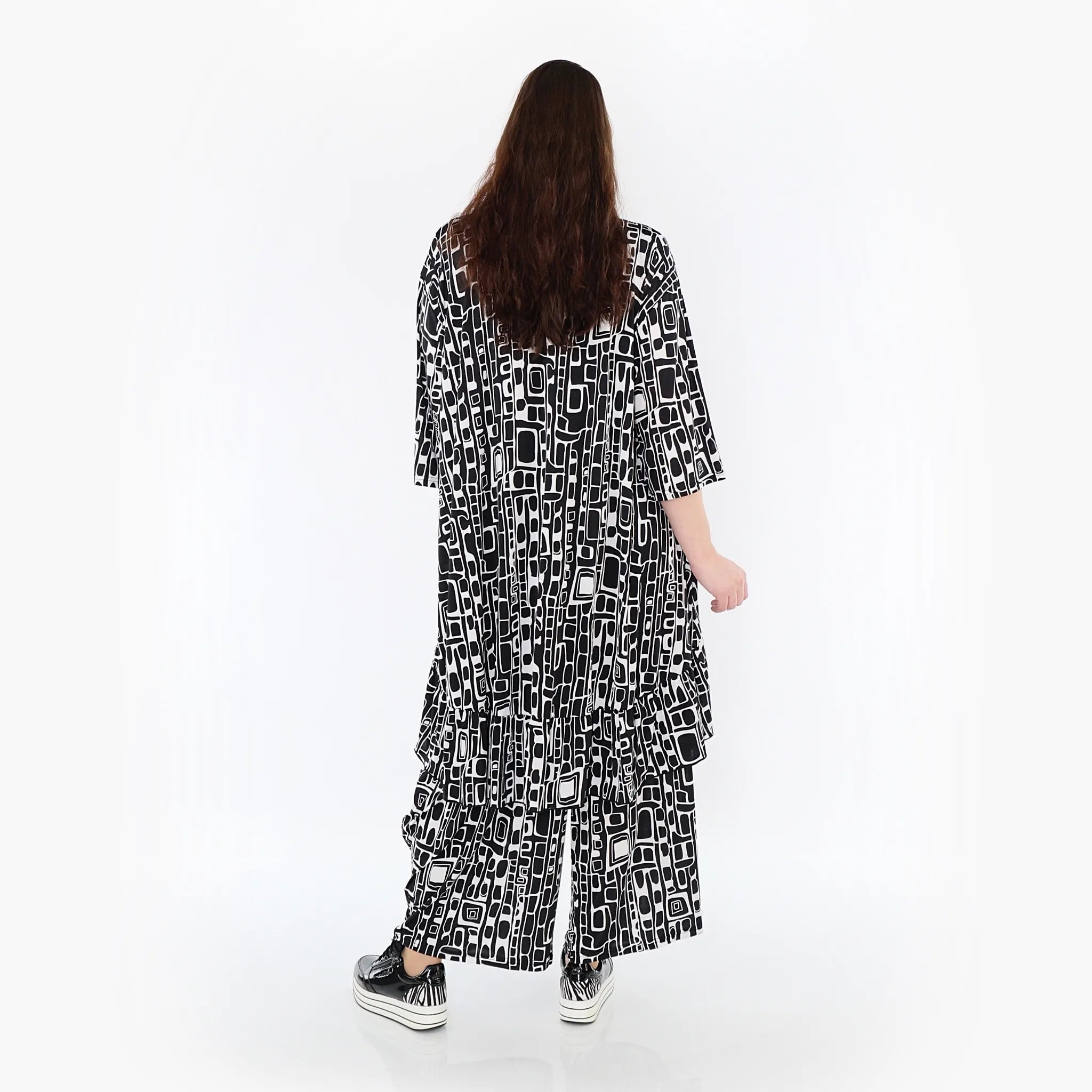  AKH Fashion Bigshirt in Vokuhila-Form, aus Materialmix, 1452.06837, Schwarz/Weiß, Abstrakt