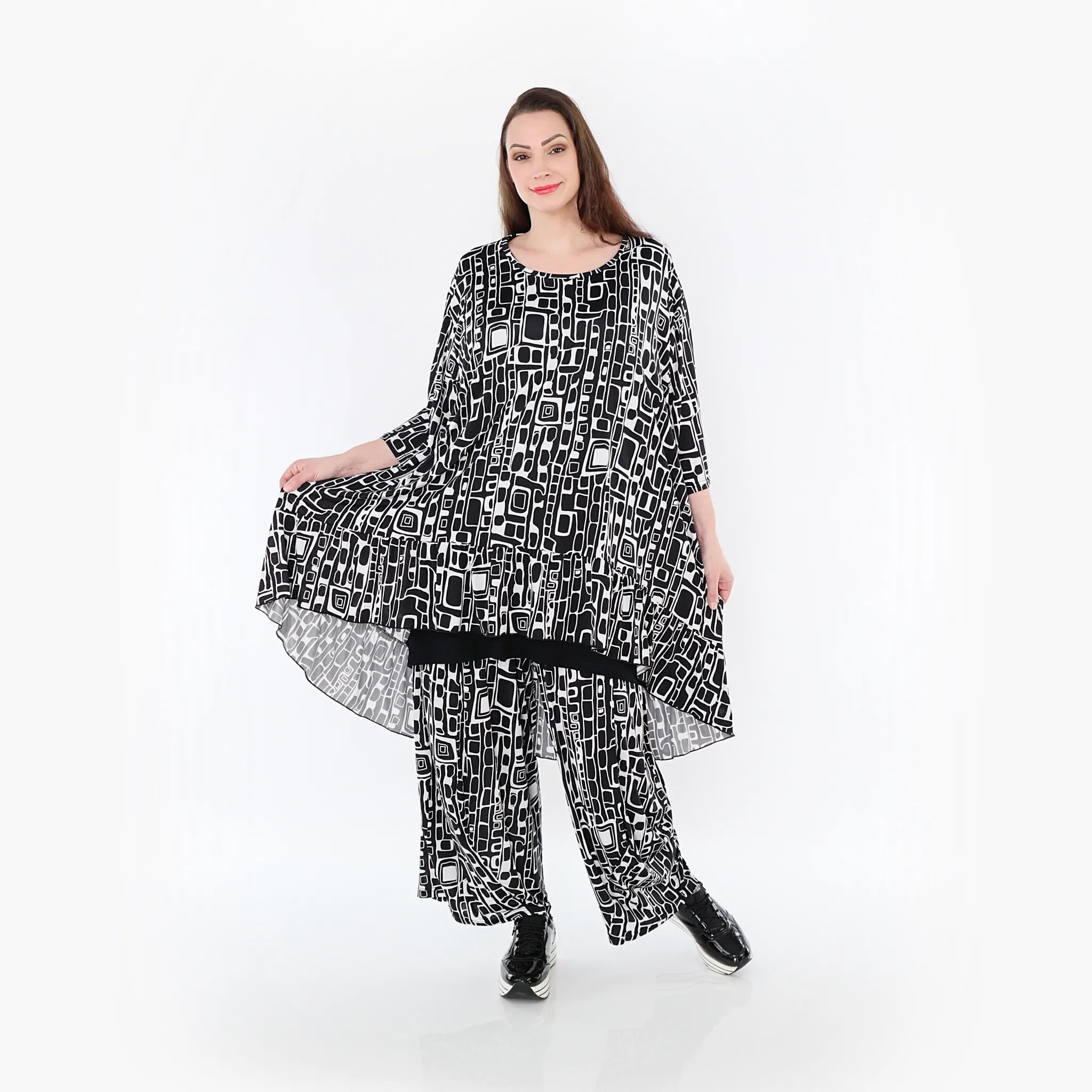  AKH Fashion Bigshirt in Vokuhila-Form, aus Materialmix, 1452.06837, Schwarz/Weiß, Abstrakt