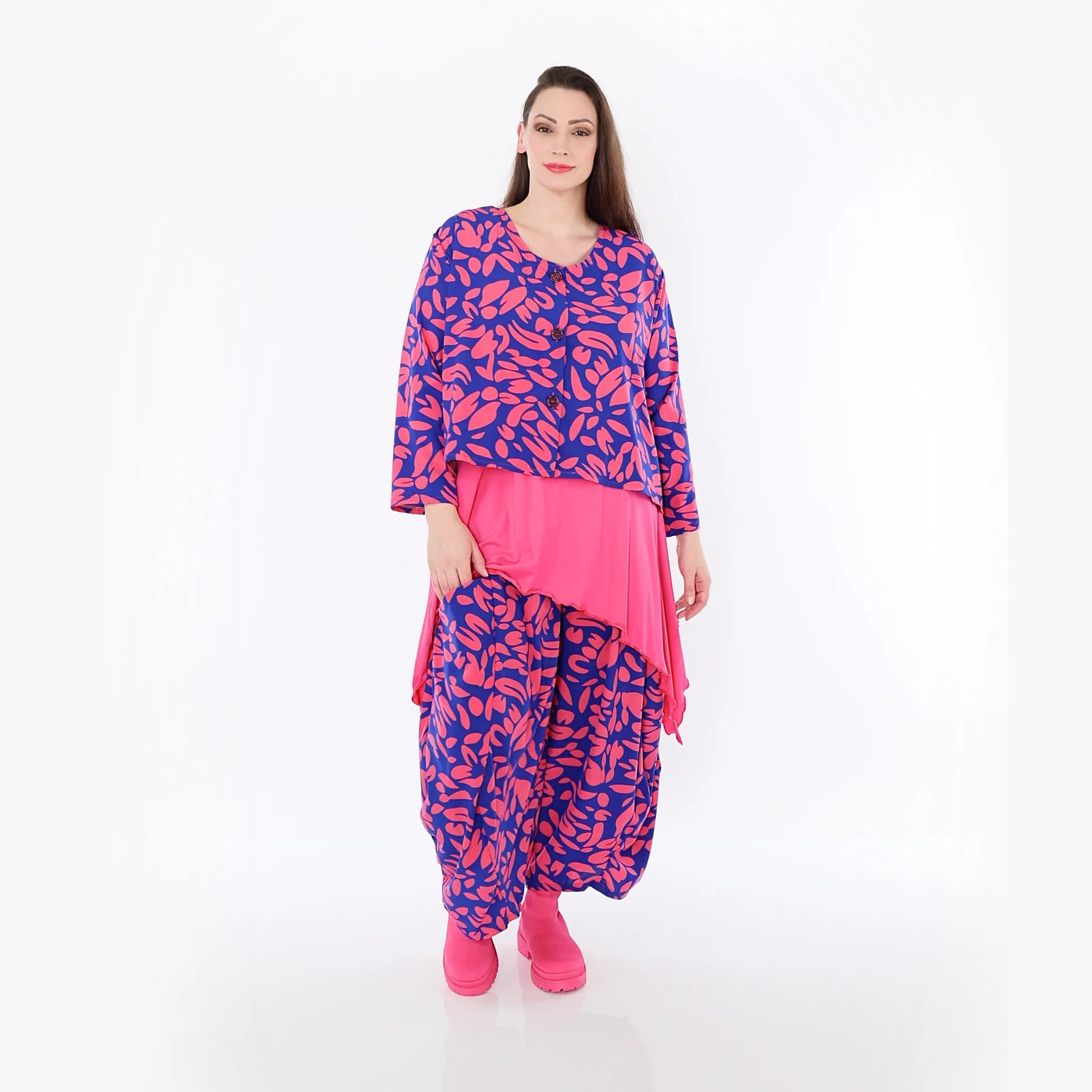 AKH Fashion Jacke in gerundeter Form, aus Viskose, 1470.00130, Royalblau/Pink, Blumen