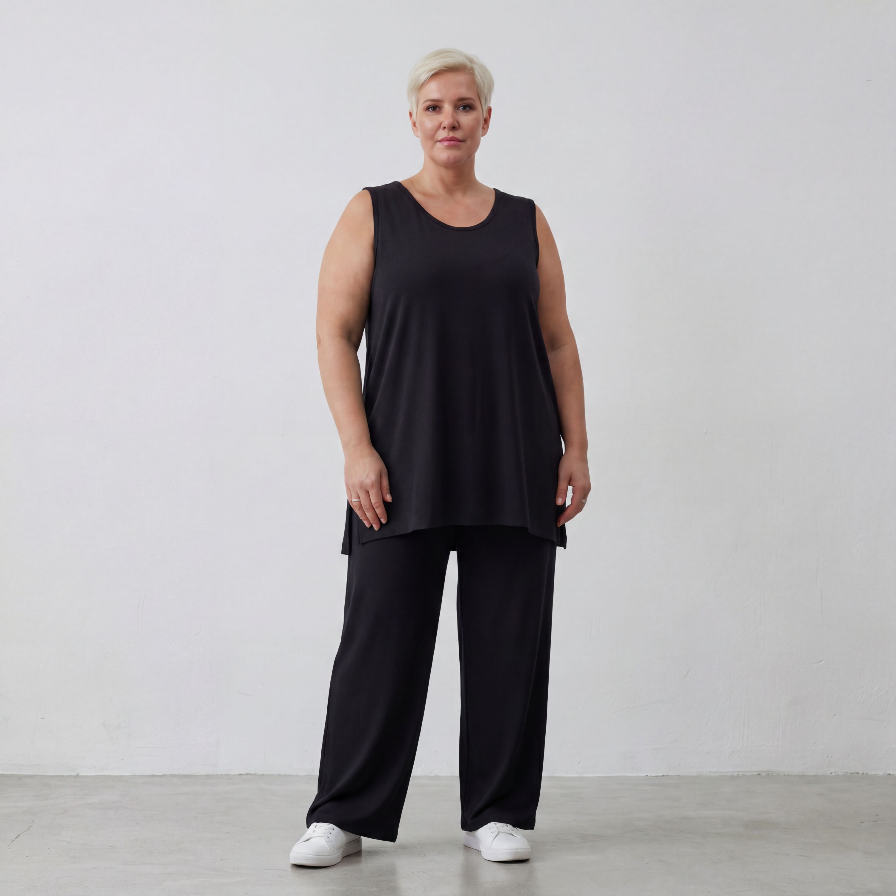 Ärmelloses Top mit Rundhalsausschnitt aus weichem Stretchjersey in klassischem Schwarzton