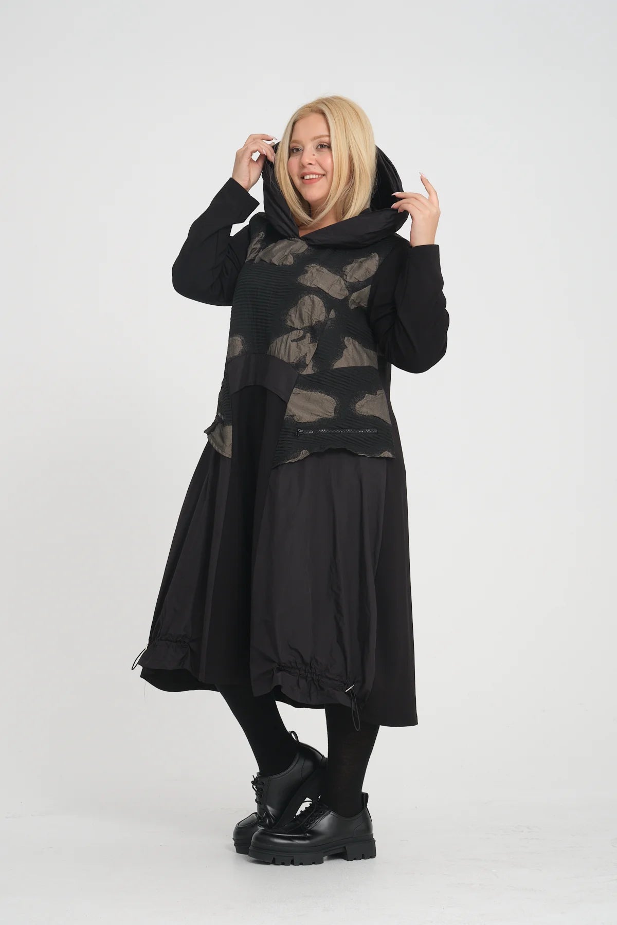  A-Form Kleid von Zedd Plus aus Polyamid, 24630, Grau, Schick, Modern, Bequem