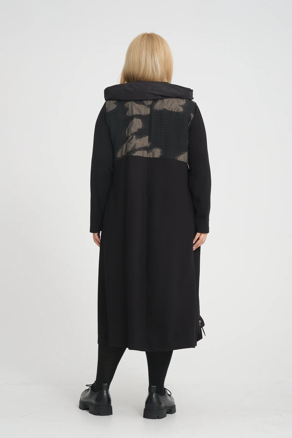  A-Form Kleid von Zedd Plus aus Polyamid, 24630, Grau, Schick, Modern, Bequem