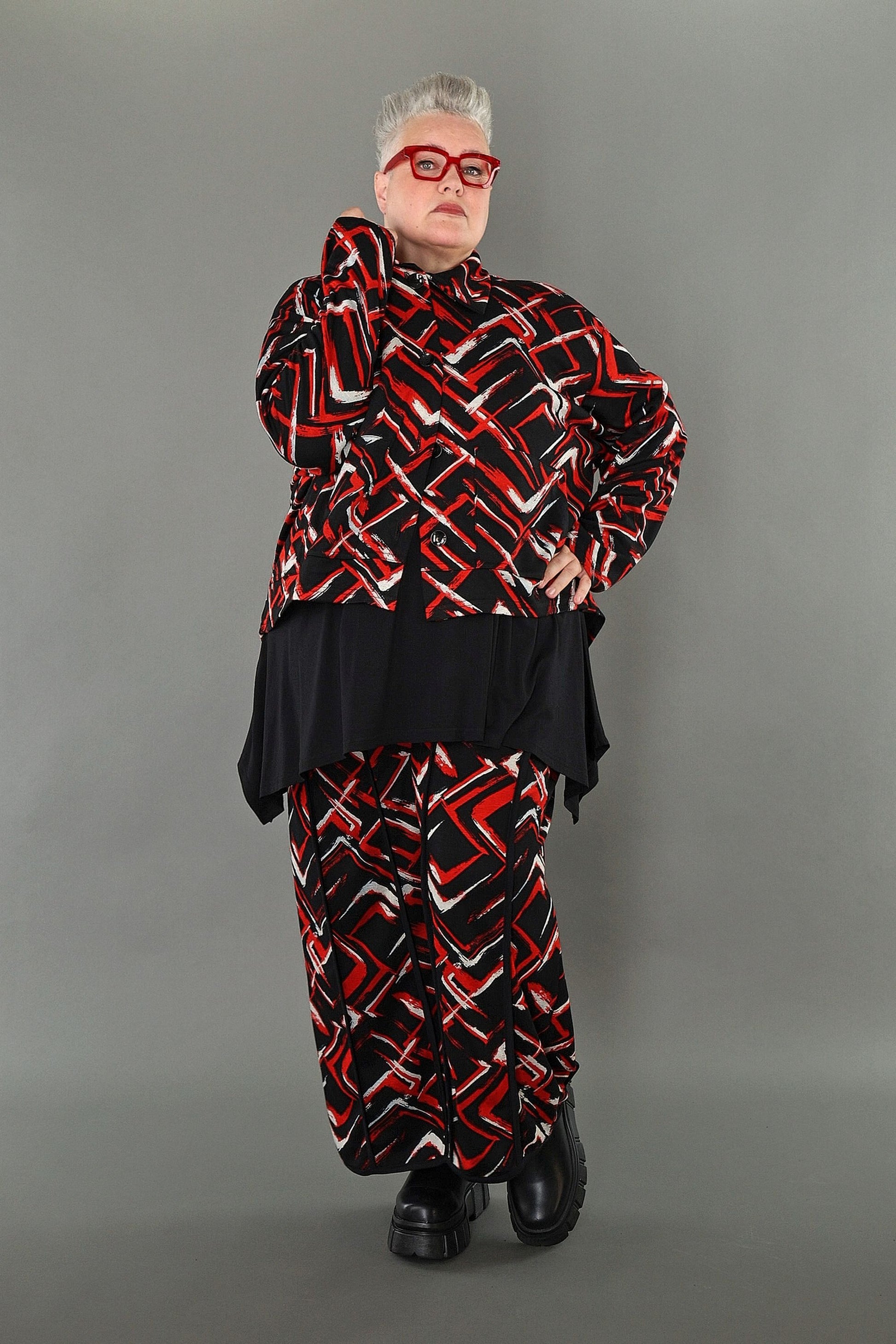  AKH Fashion Hose in gerader Form, aus Viskose, 1517.07074, Schwarz/Rot/Weiß, Pinselstrich