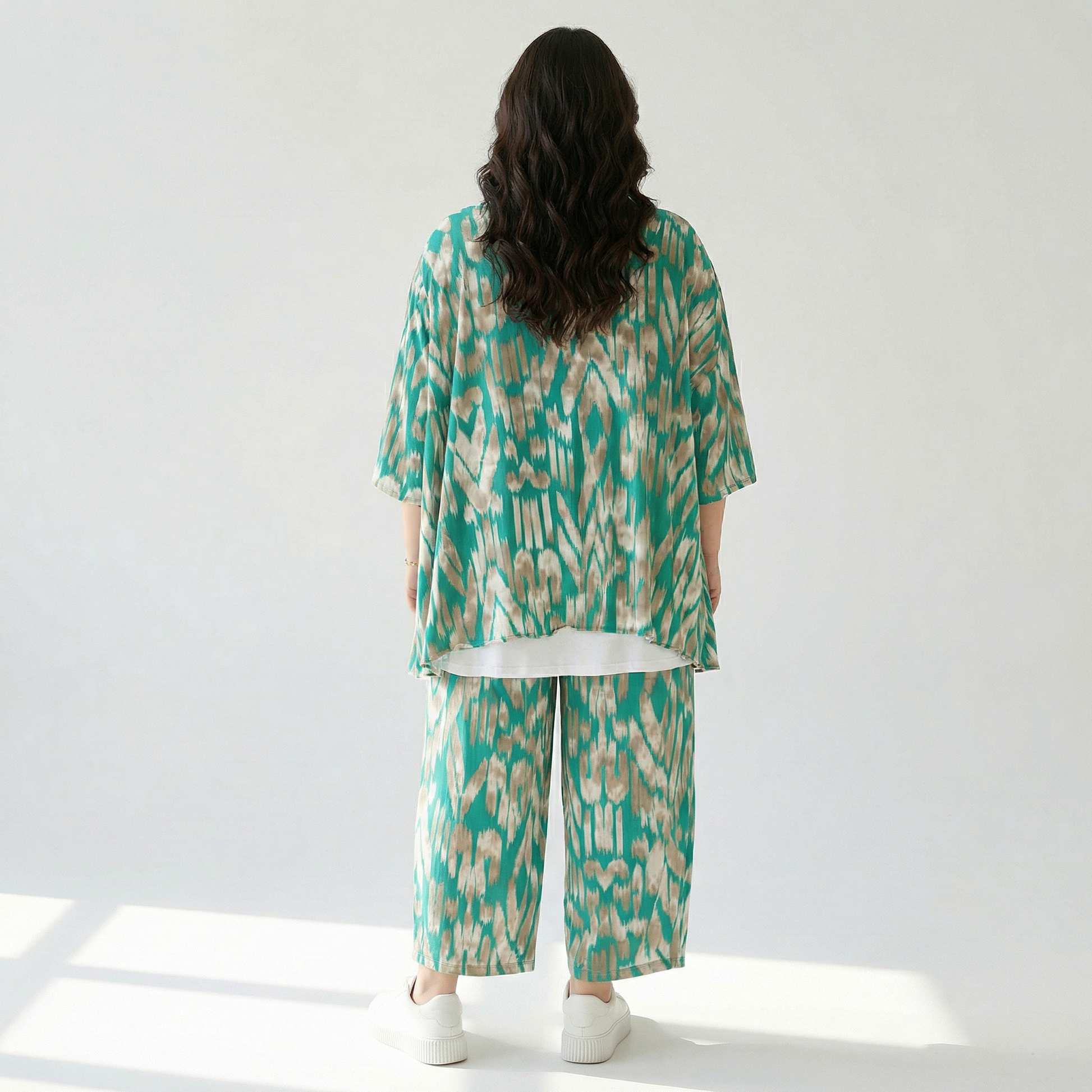  A-Form Bigshirt von AKH Fashion aus Viskose, 1296.00593, Mint-Beige, Grafik, Schick, Modern