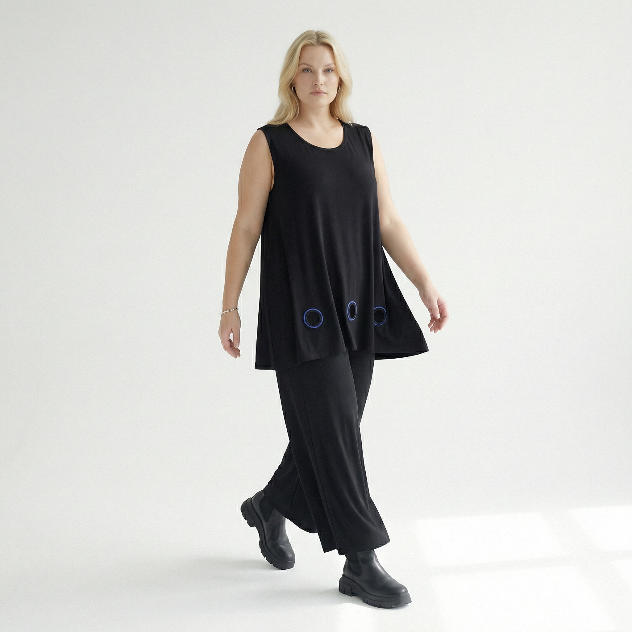  AKH Fashion Top in gerader Form, aus Viskose, 1416.06675, Schwarz/Blau, Schick, Modern