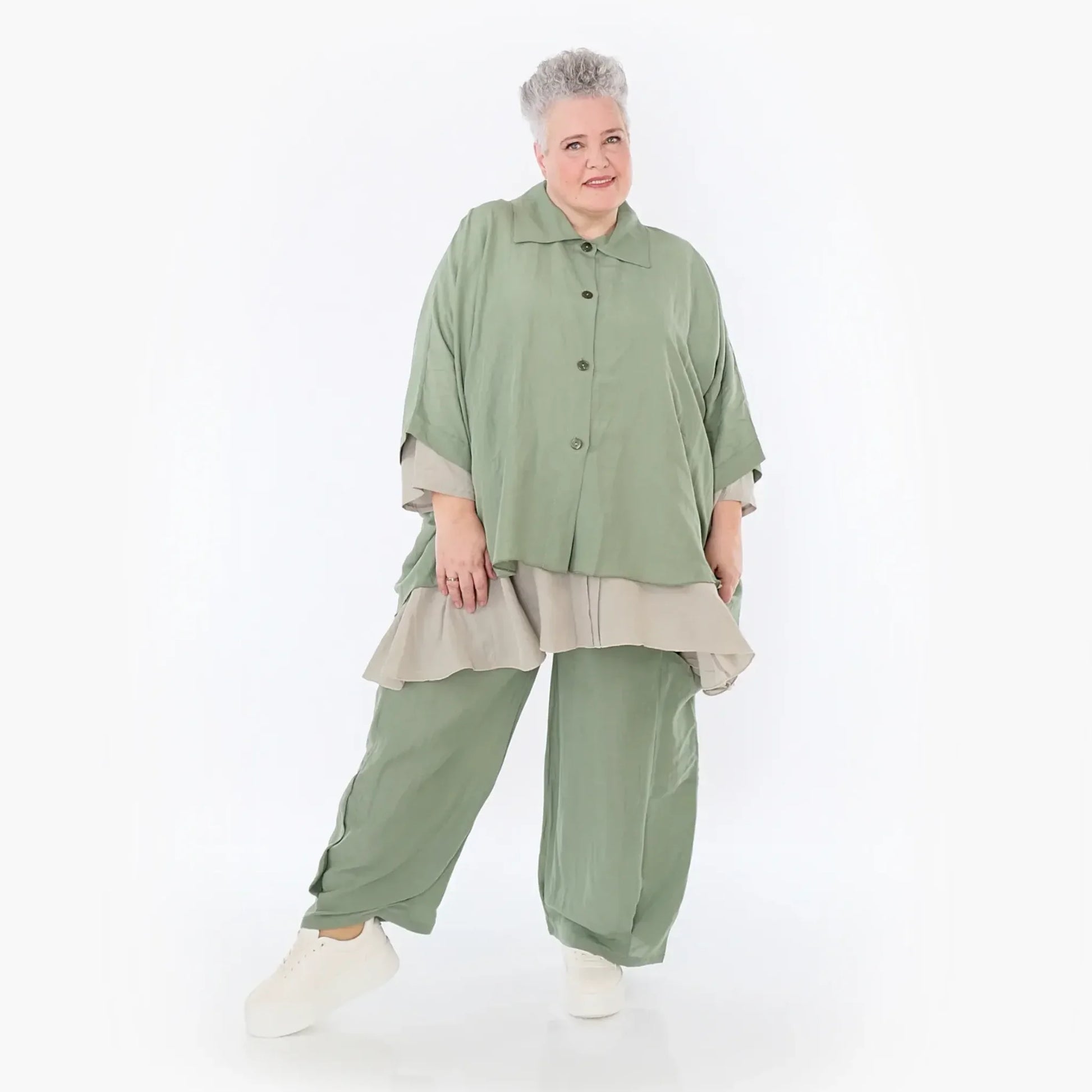  AKH Fashion Jacke in gerundeter Form, aus Viskose, 1490.07092, Khaki, Ausgefallen, Zeitlos