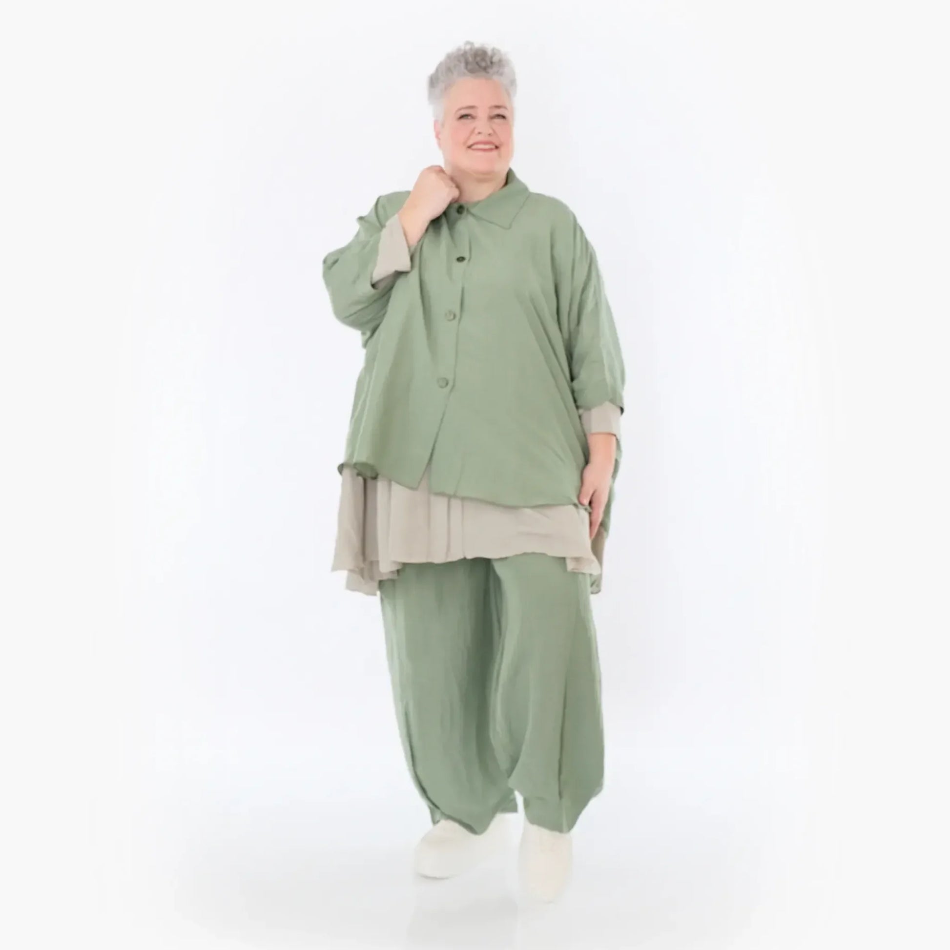  AKH Fashion Jacke in gerundeter Form, aus Viskose, 1490.07092, Khaki, Ausgefallen, Zeitlos