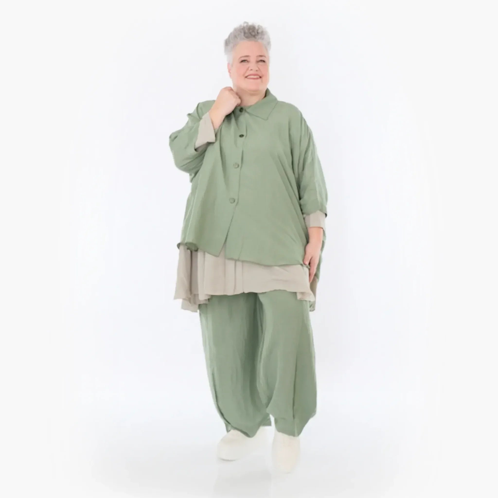  AKH Fashion Jacke in gerundeter Form, aus Viskose, 1490.07092, Khaki, Ausgefallen, Zeitlos