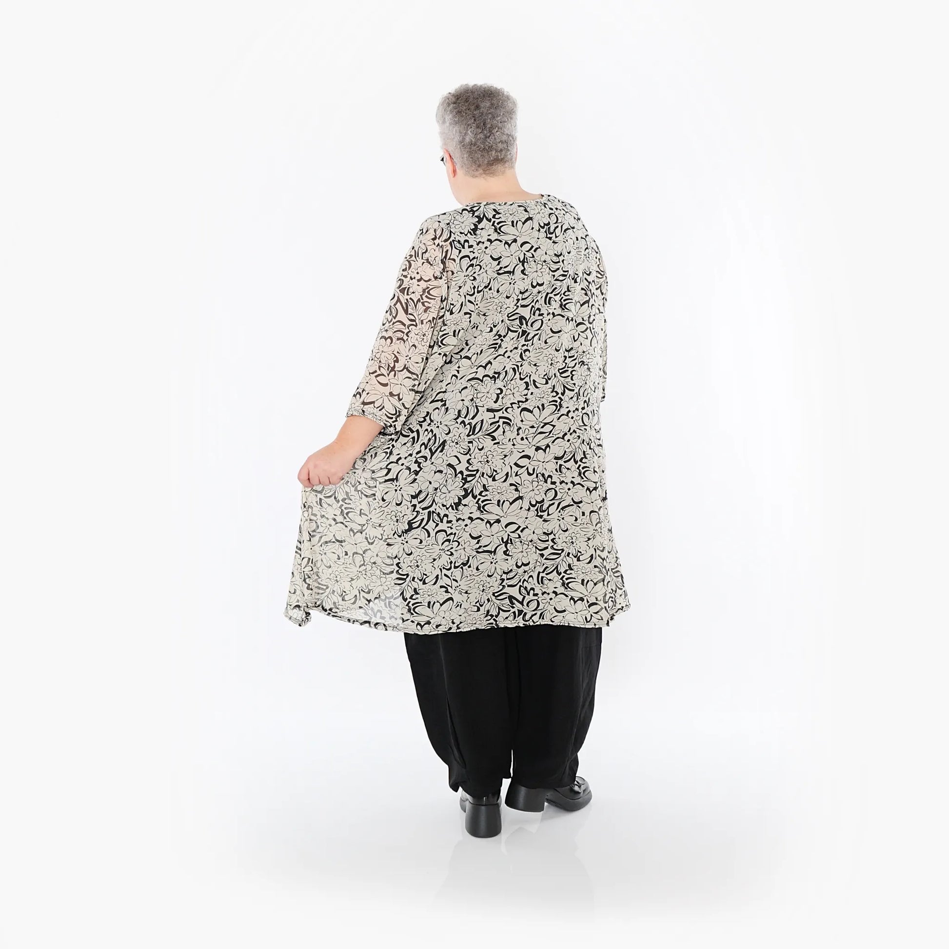  A-Form Bigshirt von AKH Fashion aus Viskose, 1494.02666, Ecru/Schwarz, Blumen, Ausgefallen