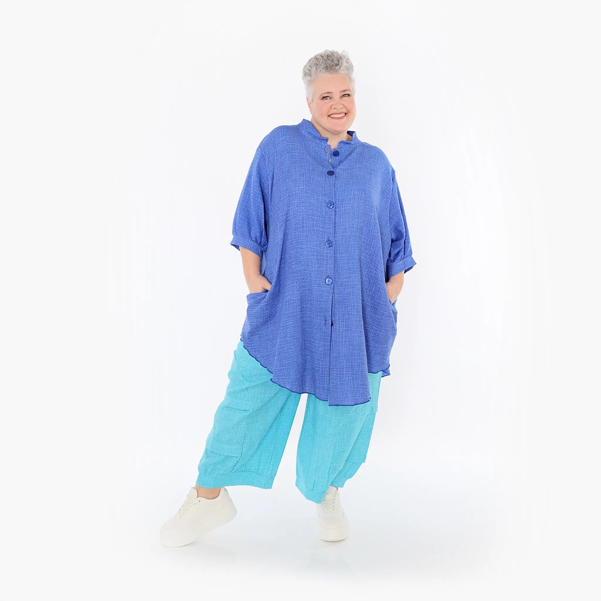  AKH Fashion Bluse in gerundeter Form, aus Baumwolle, 1501.07106, Blau, Ausgefallen, Schick