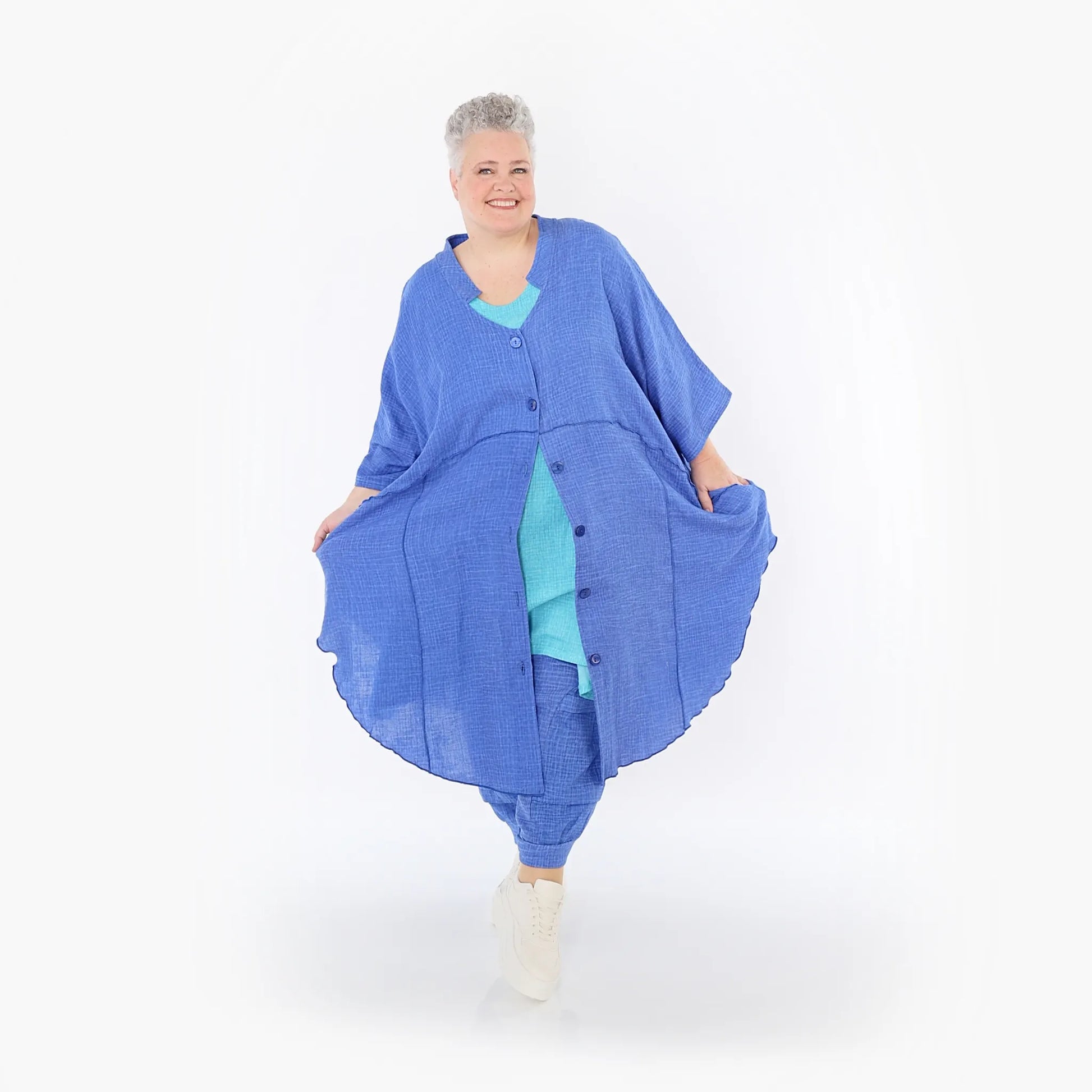  AKH Fashion Jacke in gerundeter Form, aus Baumwolle, 1501.07107, Blau, Ausgefallen, Schick