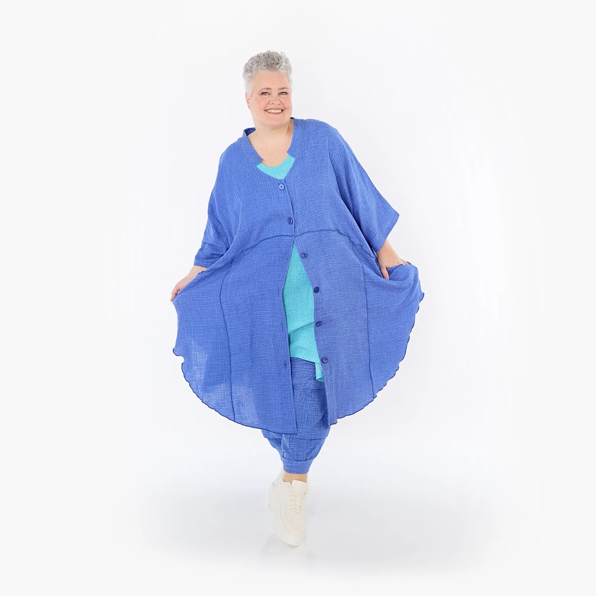  AKH Fashion Jacke in gerundeter Form, aus Baumwolle, 1501.07107, Blau, Ausgefallen, Schick