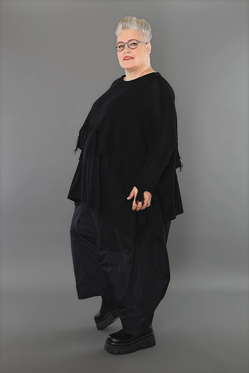  AKH Premium Überwurf in kastiger Form, aus Baumwolle, P1002.2528, Schwarz, Ausgefallen