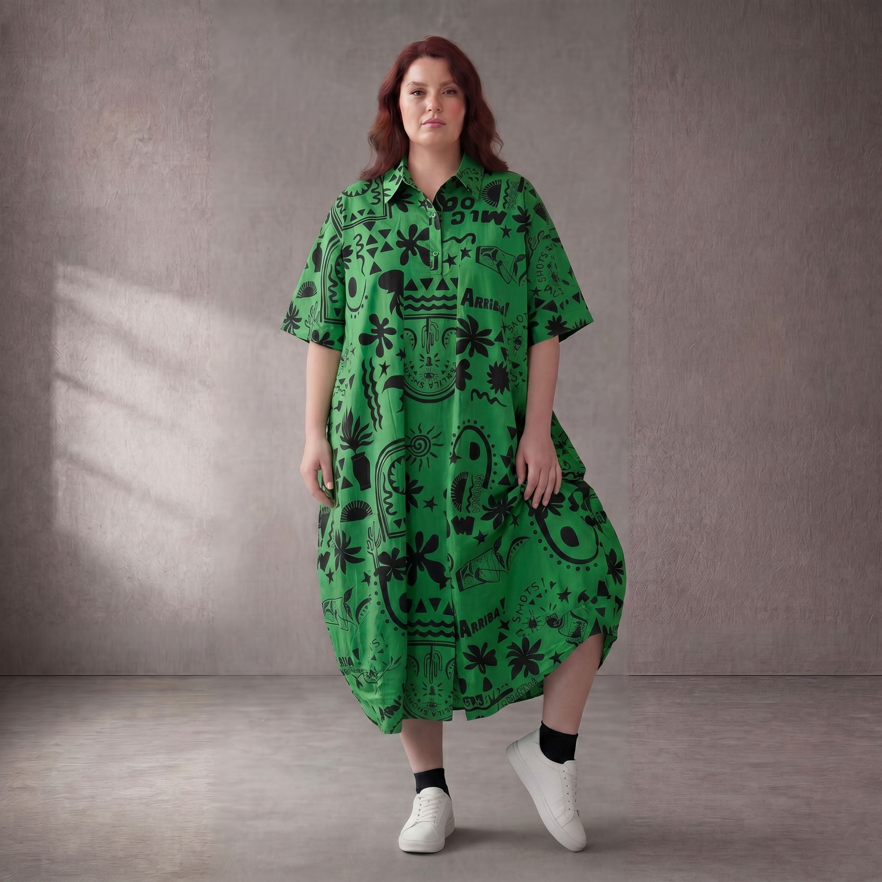 Ausgefallenes Oversize Ballonkleid in GrünSchwarz mit Print leger zeitlos luftig Baumwolle