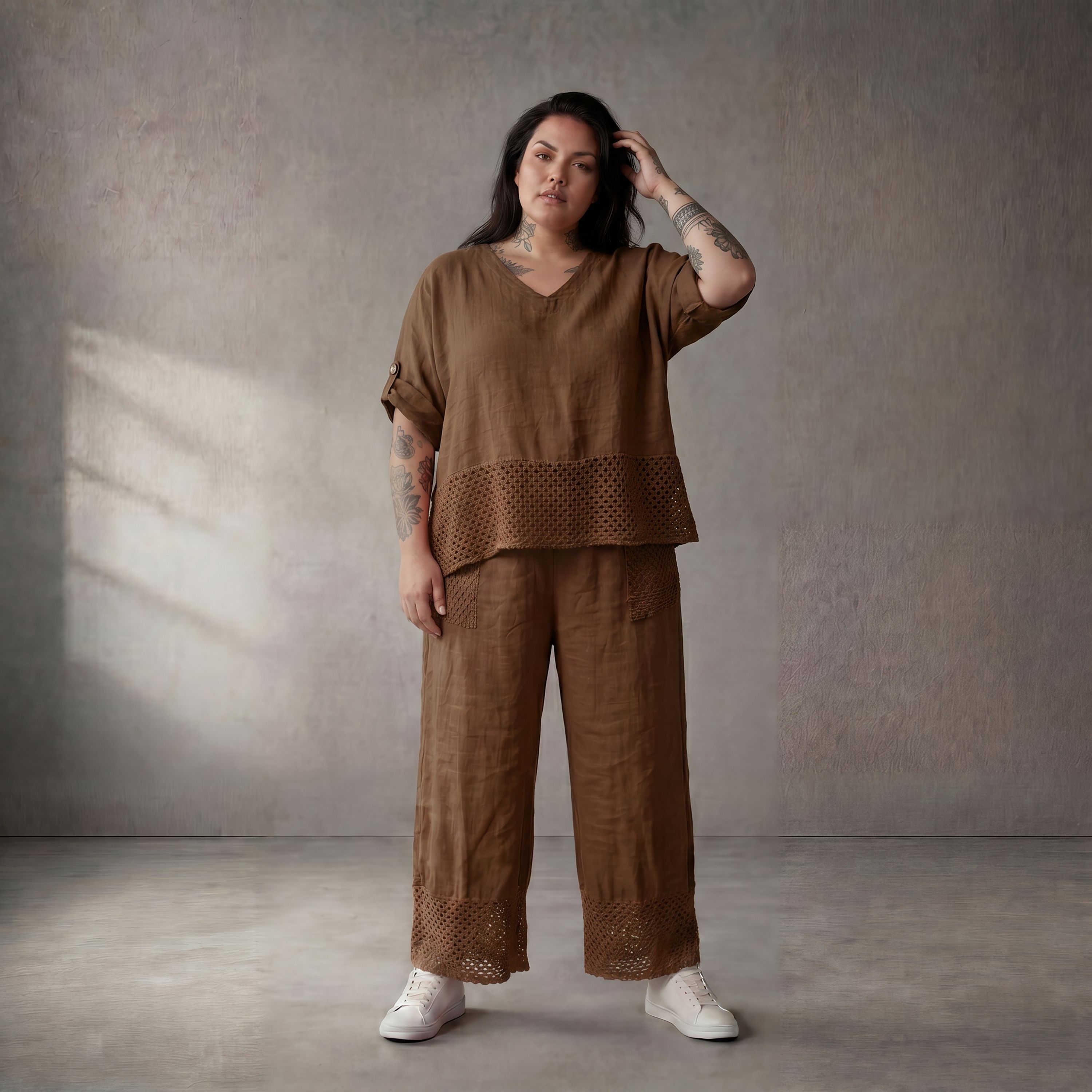 Braunes Leinen Shirt im Oversize Lagenlook leger zeitlos mit Taschen ausgefallen bequem