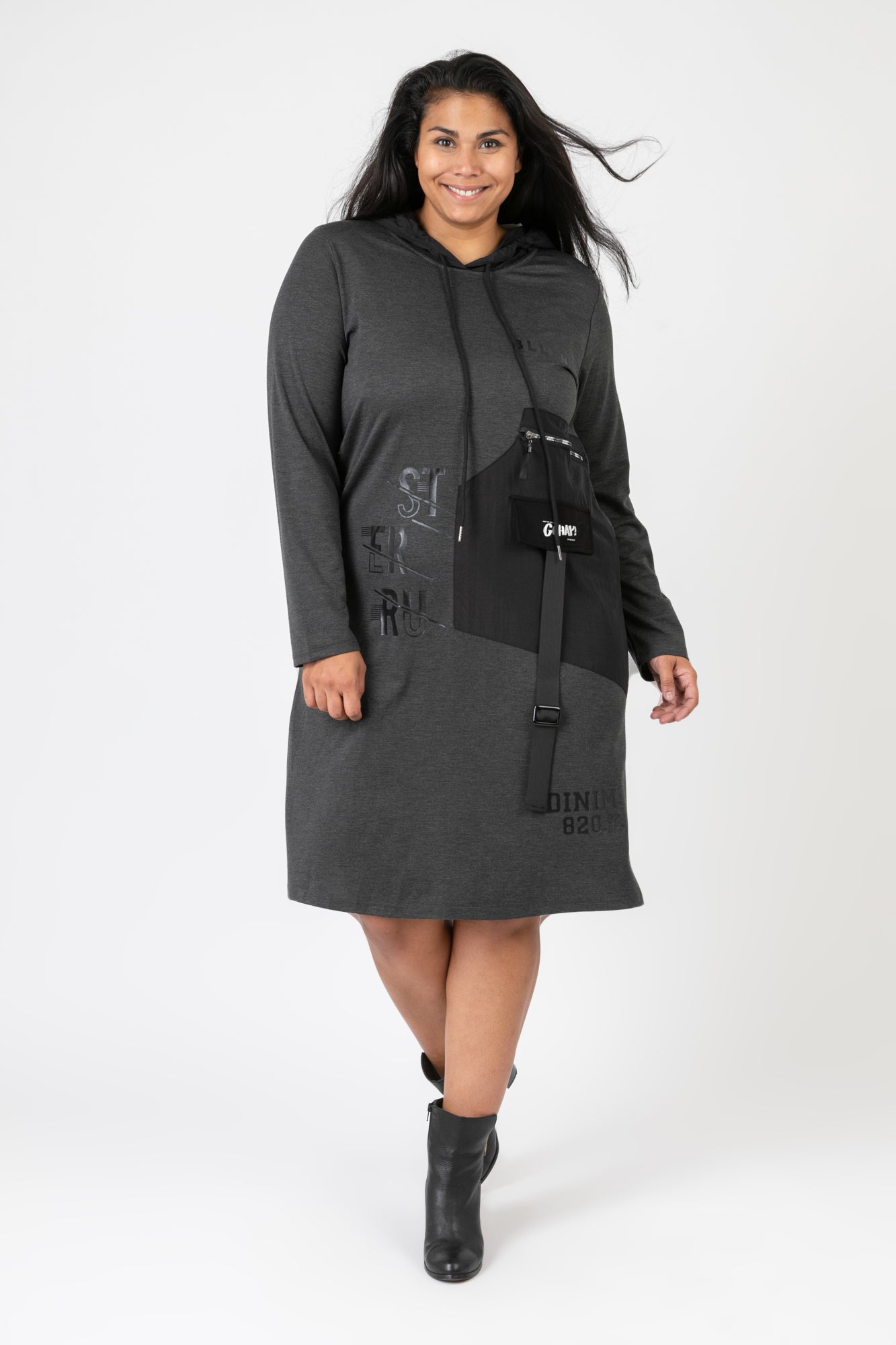  Pomme Rouge Kleid in gerader Form, aus Viskose, C6635, Grau-Schwarz, Muster, Schick