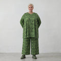 Stilvolles Oversize Lagenlook Shirt aus feiner, leichter Baumwollpopeline mit Batikmuster, Smaragdgrün