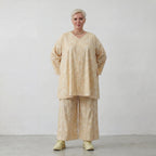 Luftiges Oversize Shirt aus feiner Popeline Baumwolle im ausgefallenen Lagenlook mit Batik Muster, Vanille
