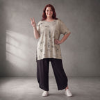 Damen Shirt Lagenlook Baumwolle Beige, A-Form, Kurzarm, Seitenschlitze, Oversize große Größen – Funky Diva
