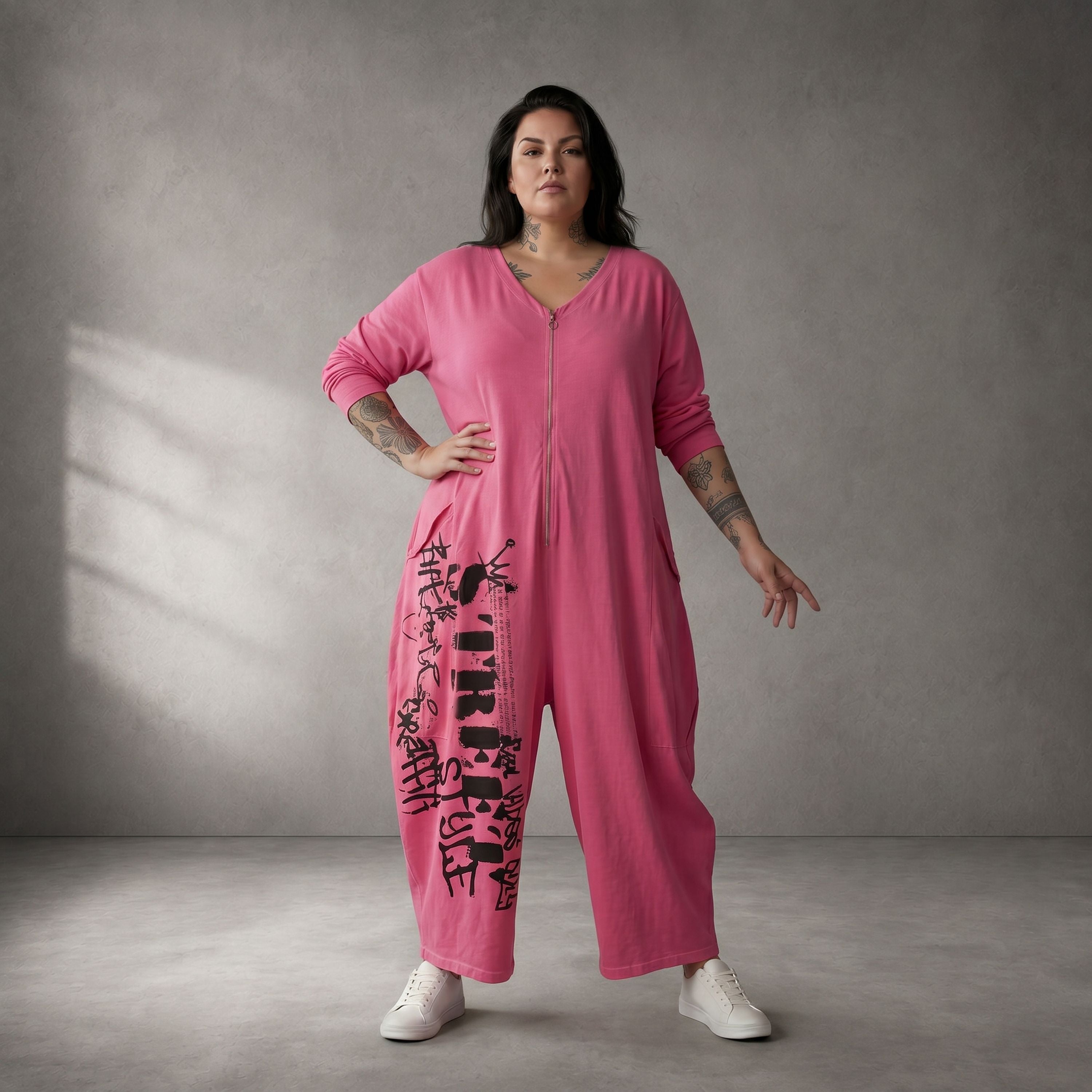 Rosa Baumwolljumpsuit im Lagenlook leger und zeitlos mit V Ausschnitt Streetstyle weich
