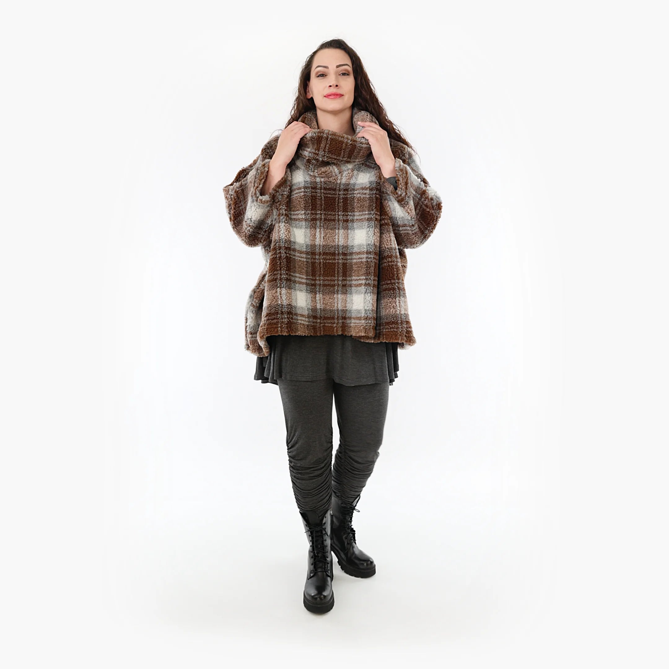  AKH Fashion Bigshirt in kastiger Form, aus Materialmix, 1358.03019, Braun-Weiß, Schick