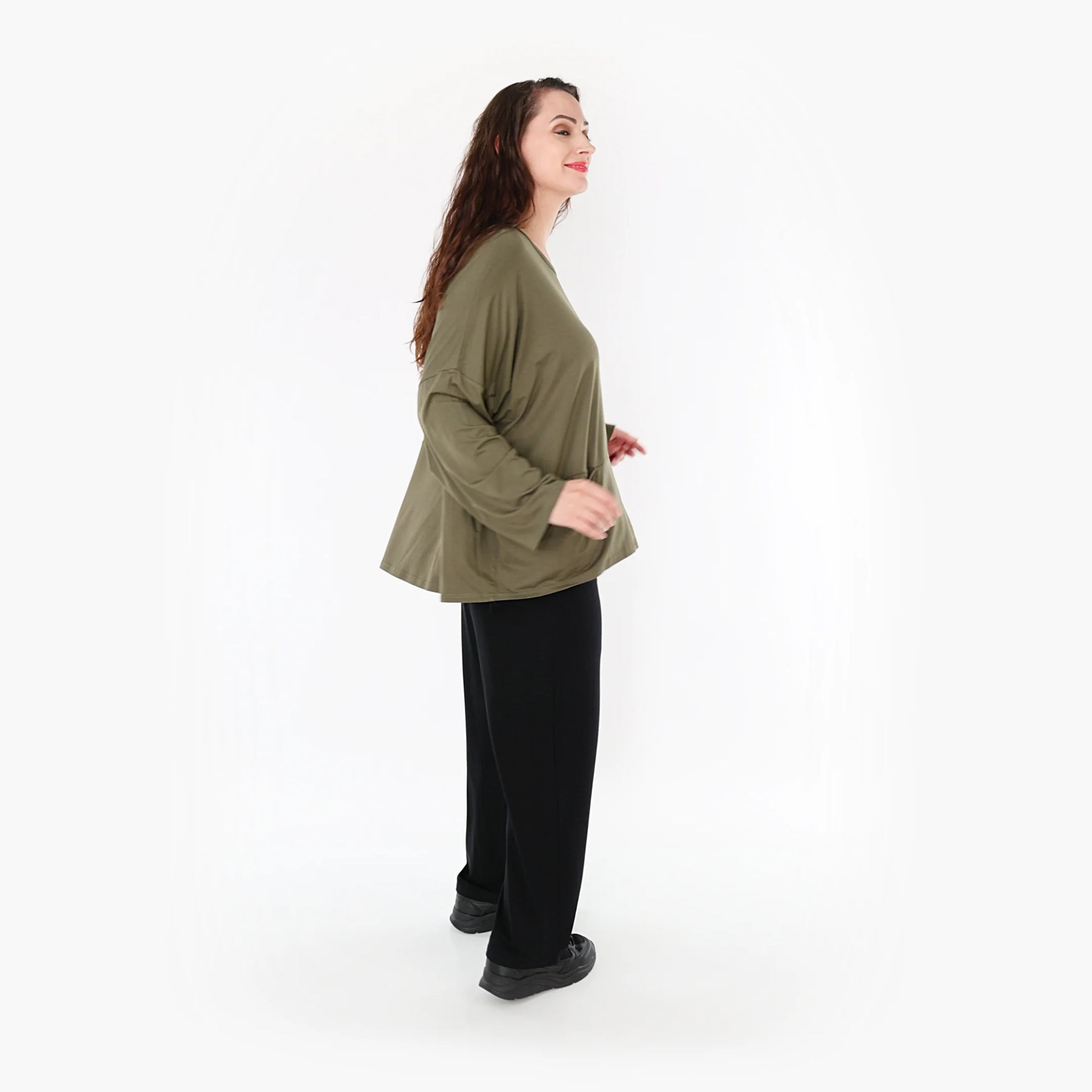  Modisches kastiges Shirt in elegantem Olive mit nahtlosen Taschen und lässigem Oversize-Schnitt