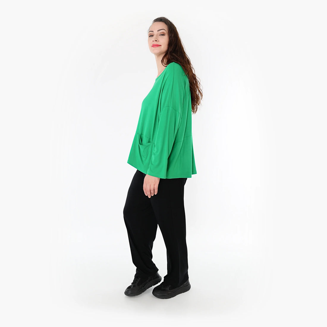  Kastiges Shirt im lässigen Lagenlook aus weichem Viskose-Jersey in zeitlosem Grün für Plus Size