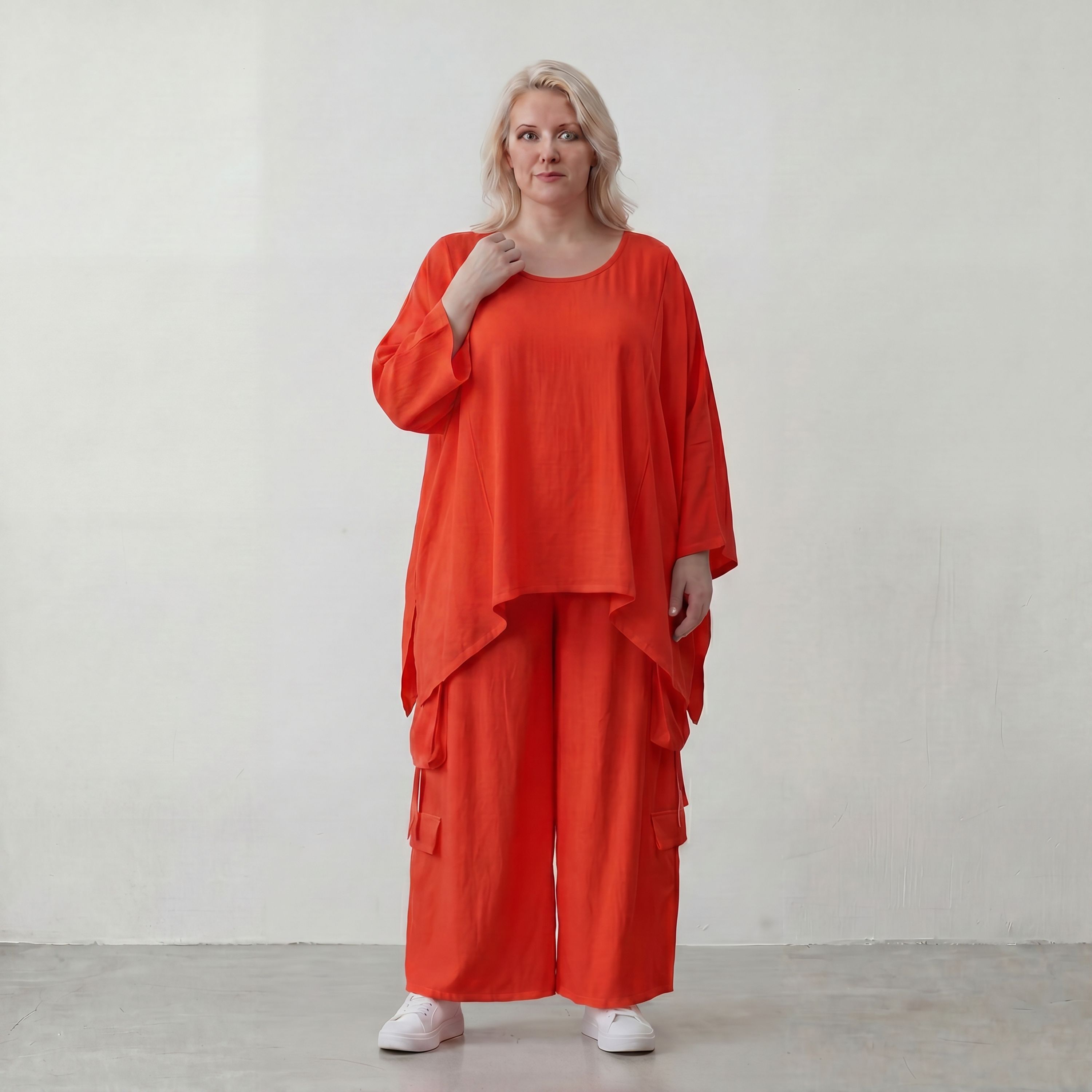 Legeres Oversize Shirt in Hellrot mit Leinenfeeling fuer sommerlichen Lagenlook zeitlos