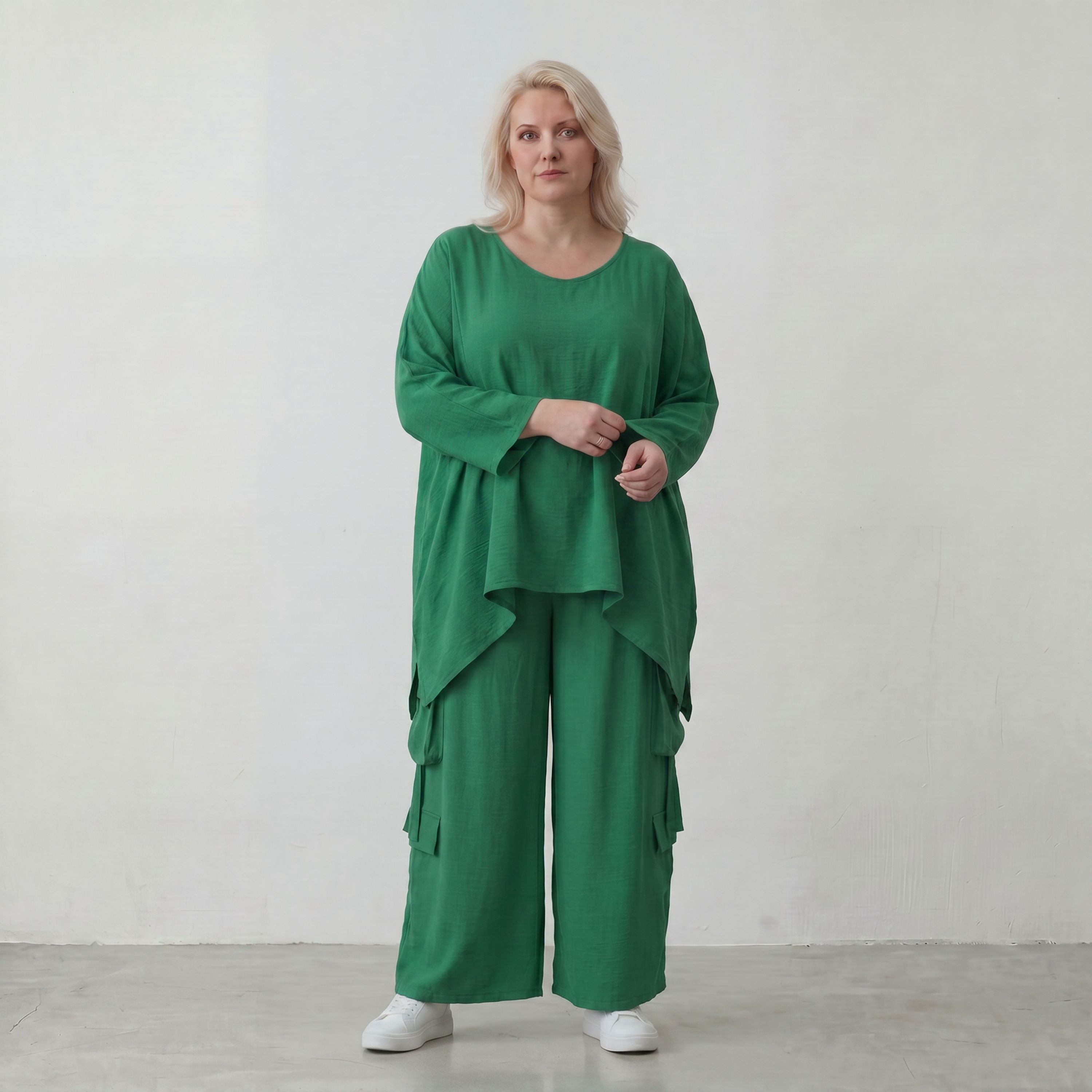 Locker fallendes Oversize Lagenlook Shirt in Smaragdgrün mit Leinenoptik modern zeitlos