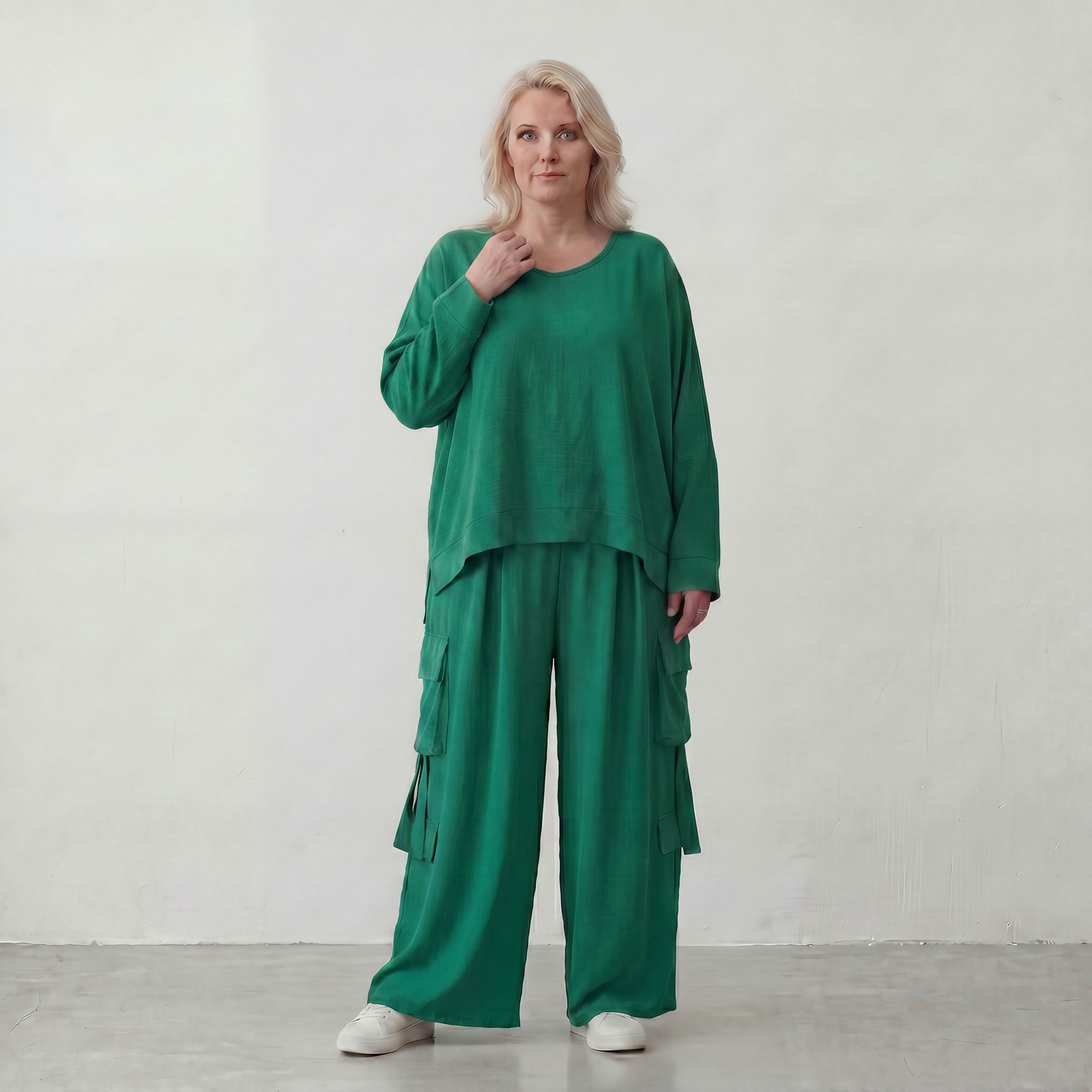 Leinenlook Überwurf im Lagenlook Oversize locker luftig elegant edel fein in Smaragdgrün