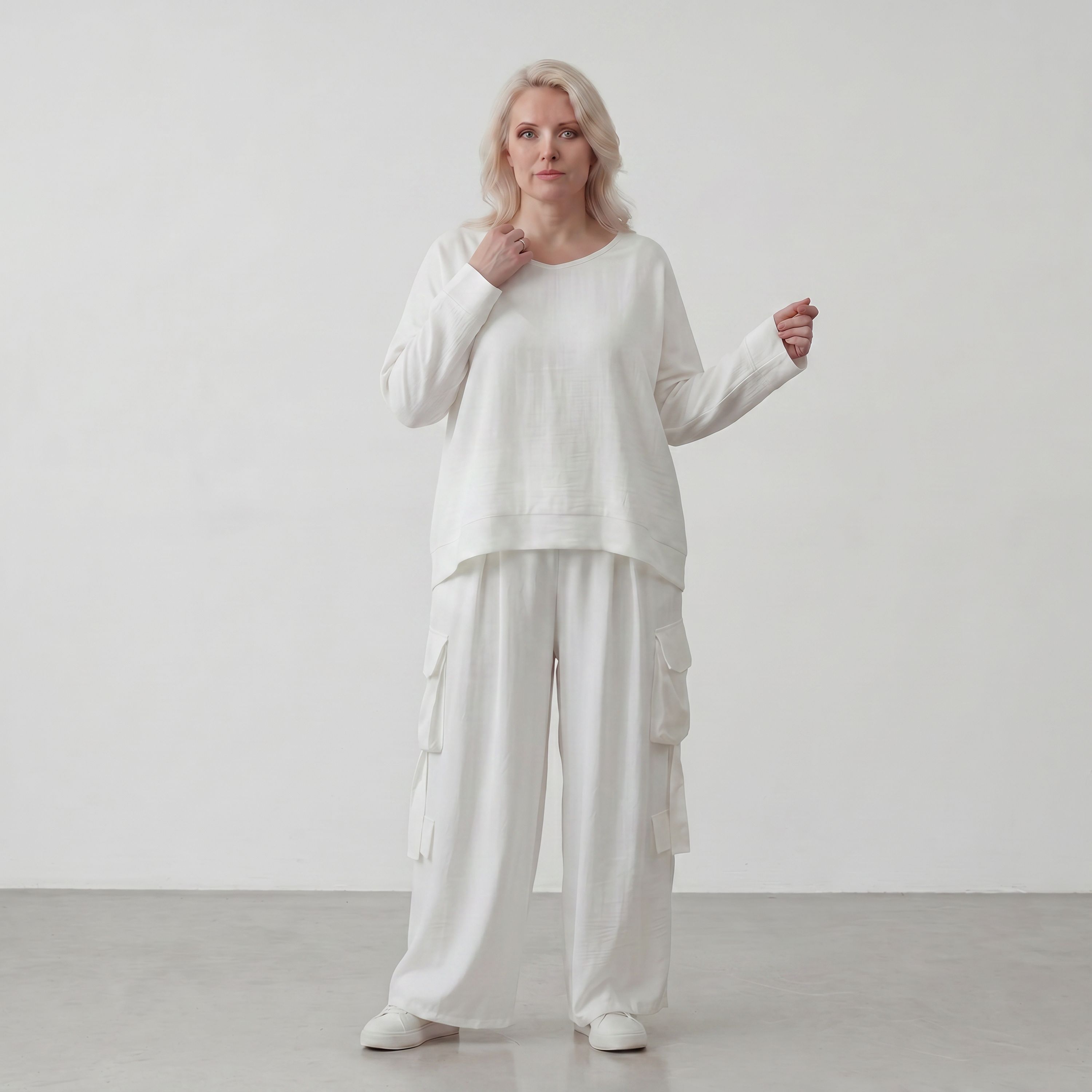 Zeitlos ausgefallene Oversize Ballonhose in Weiß entspannt Lagenlook luftig sommerleicht