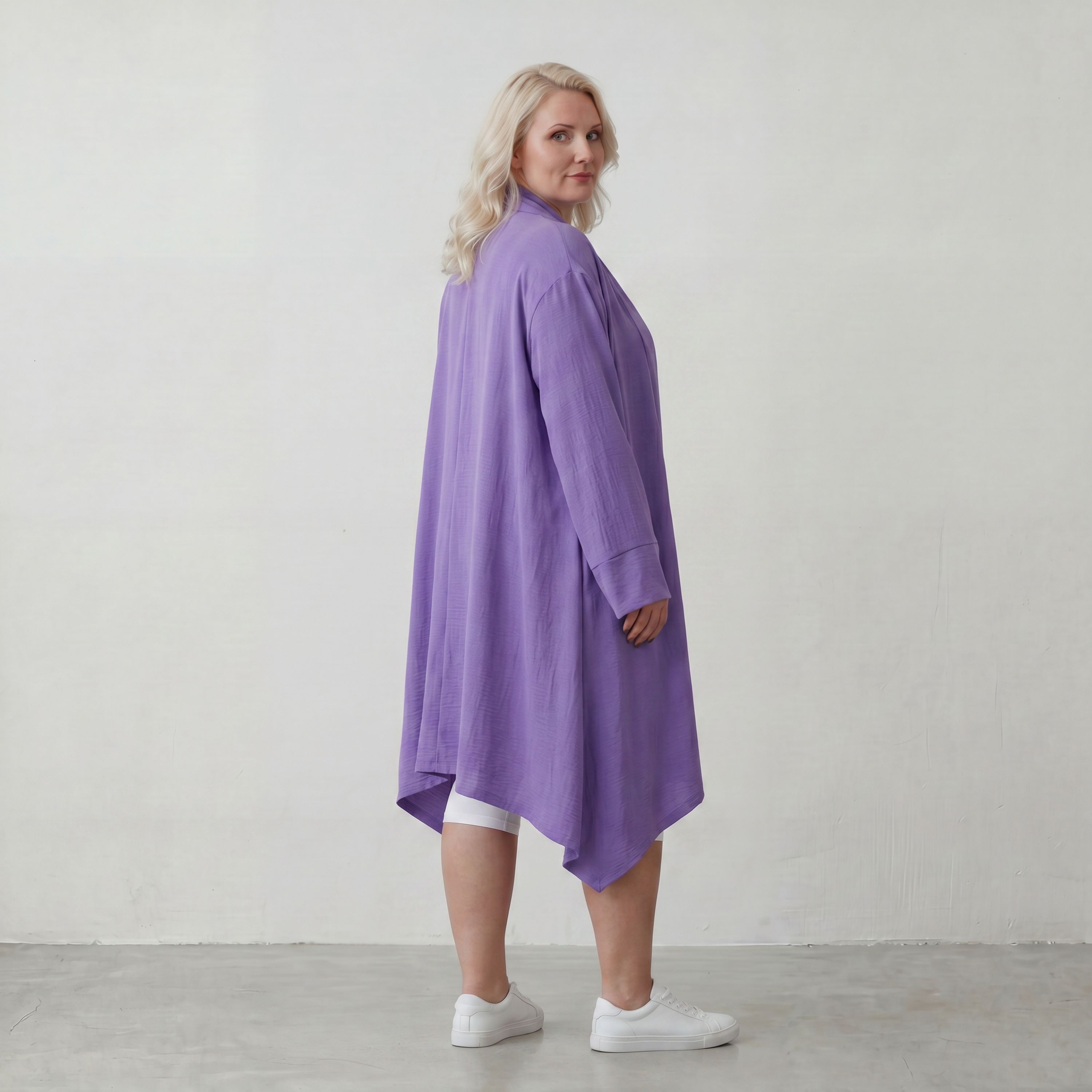 Fliessender Flieder Cardigan im Lagenlook Oversize leicht und zeitlos elegant weich zart